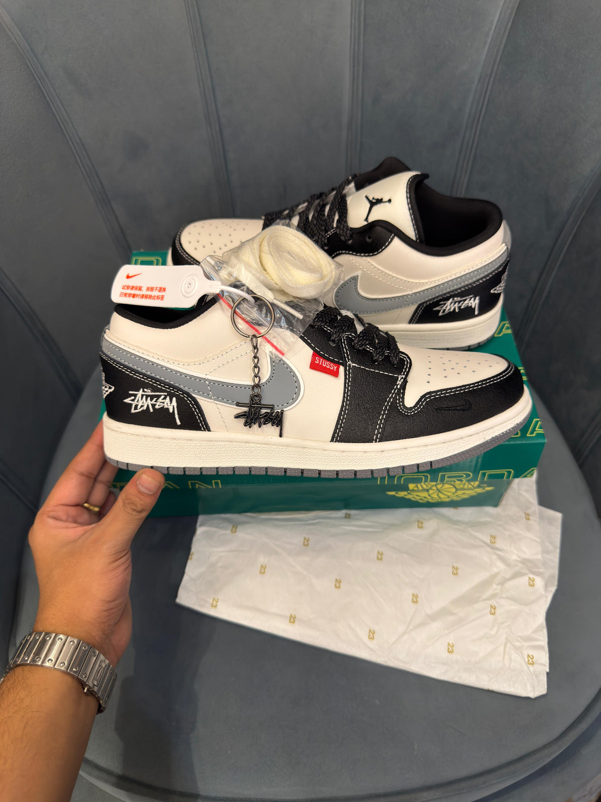 AIR JORDANS RETRO 1 X STUSSY BLACK GREY