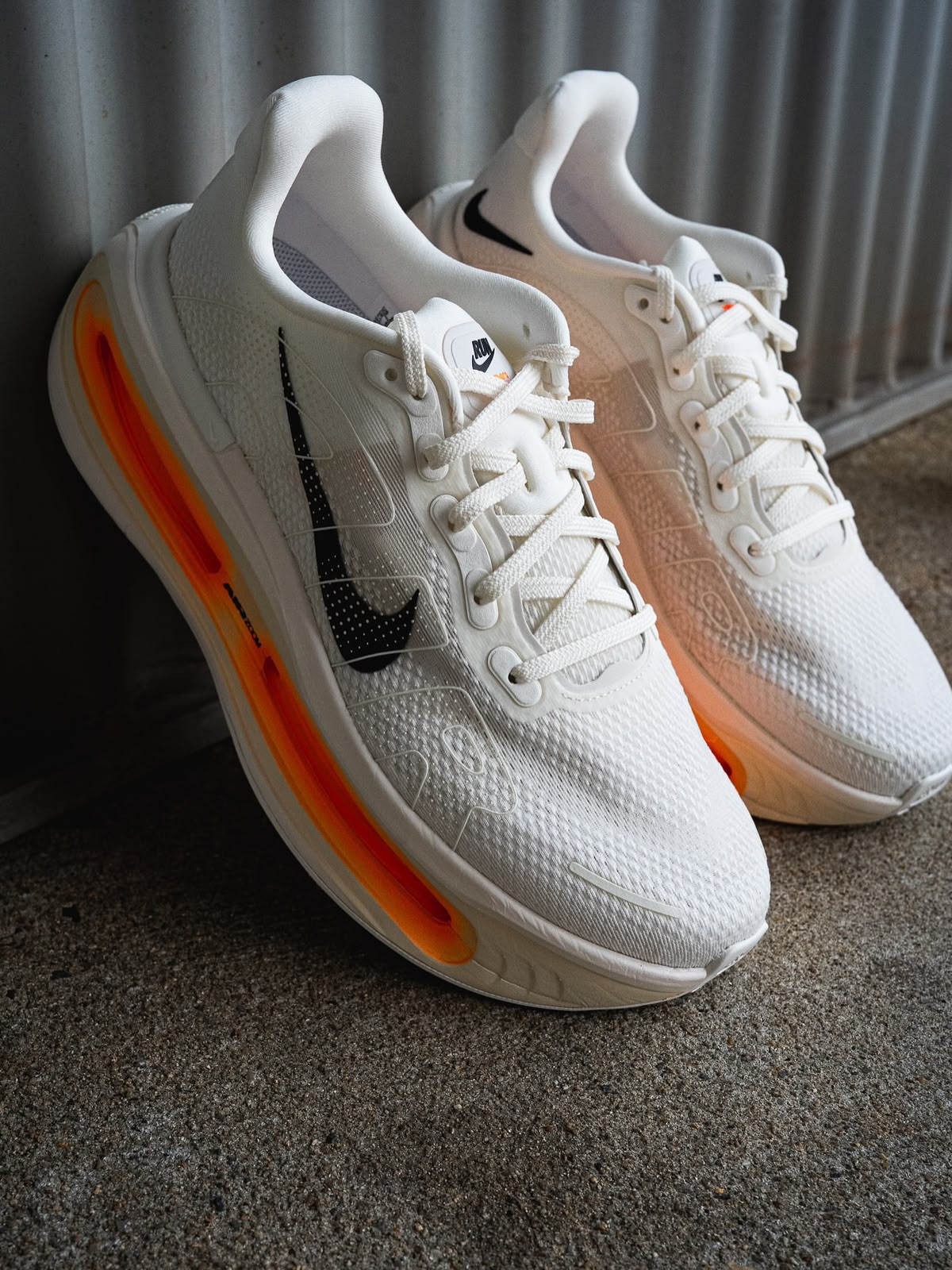 NIKE VOMERO PREMIUM SAIL