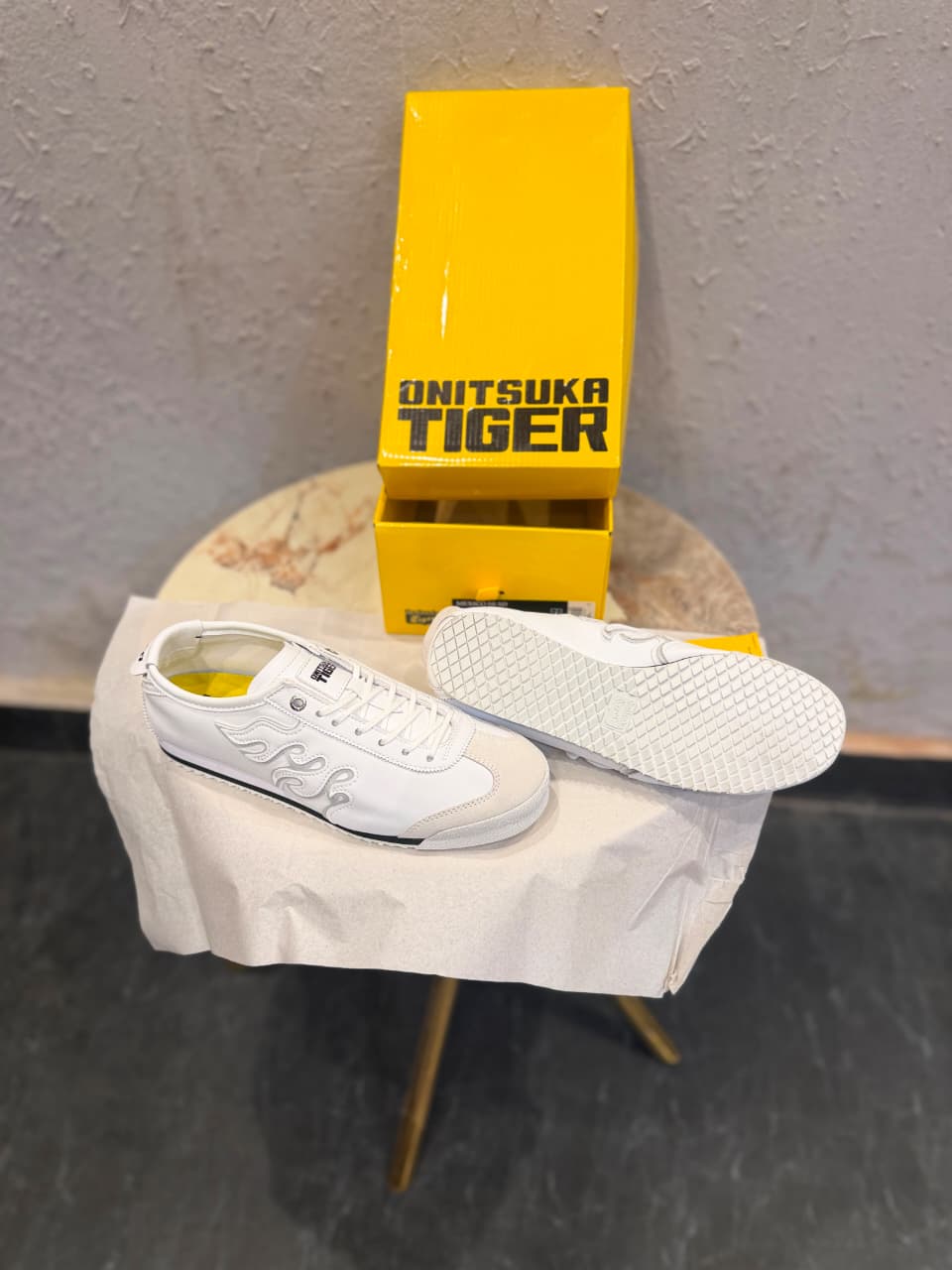 ONITSUKA TIGER SPEAKERS SD FIRE WHITE