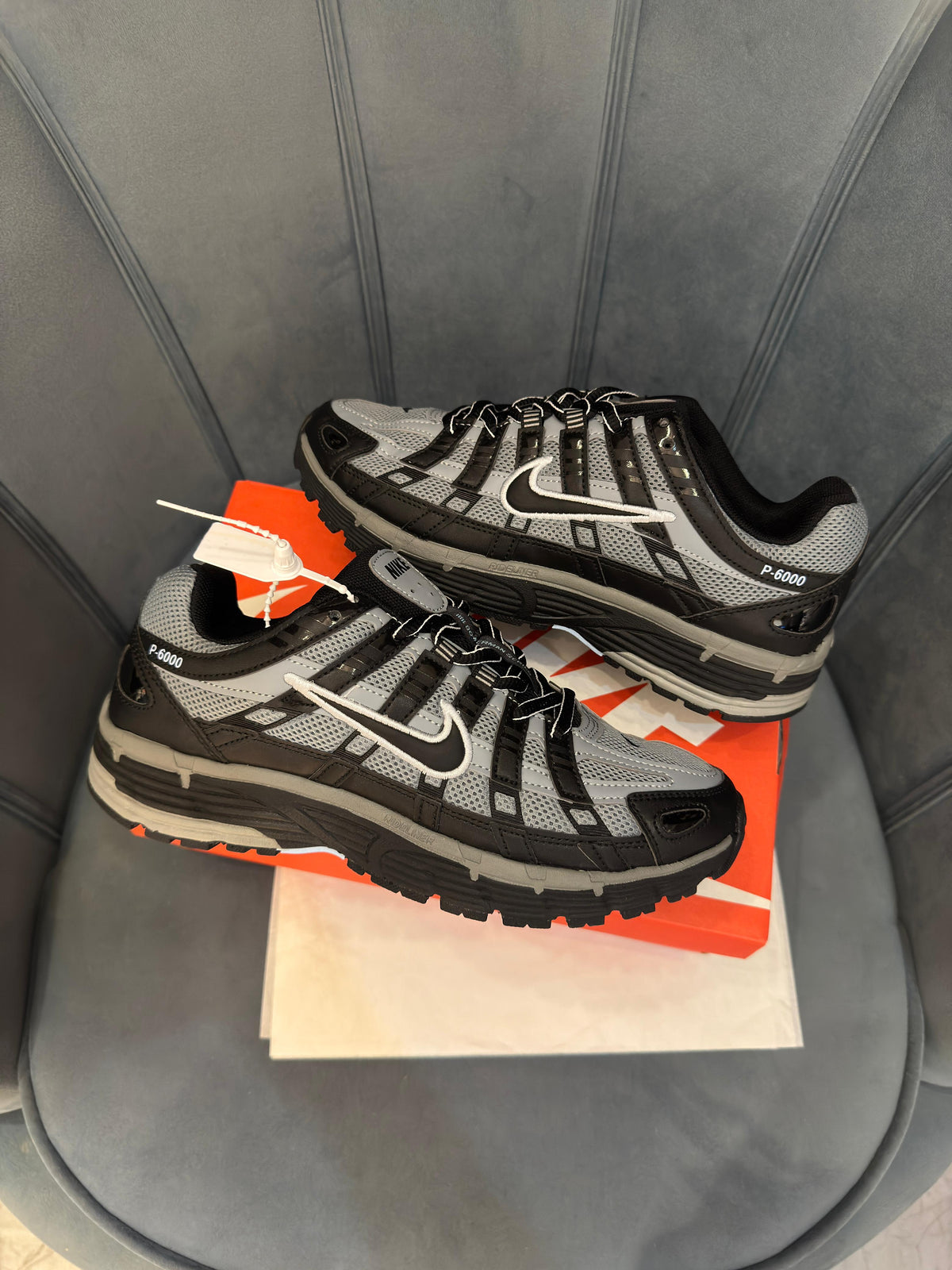 NIKE P 6000 TRAINER BLACK COOL GREY