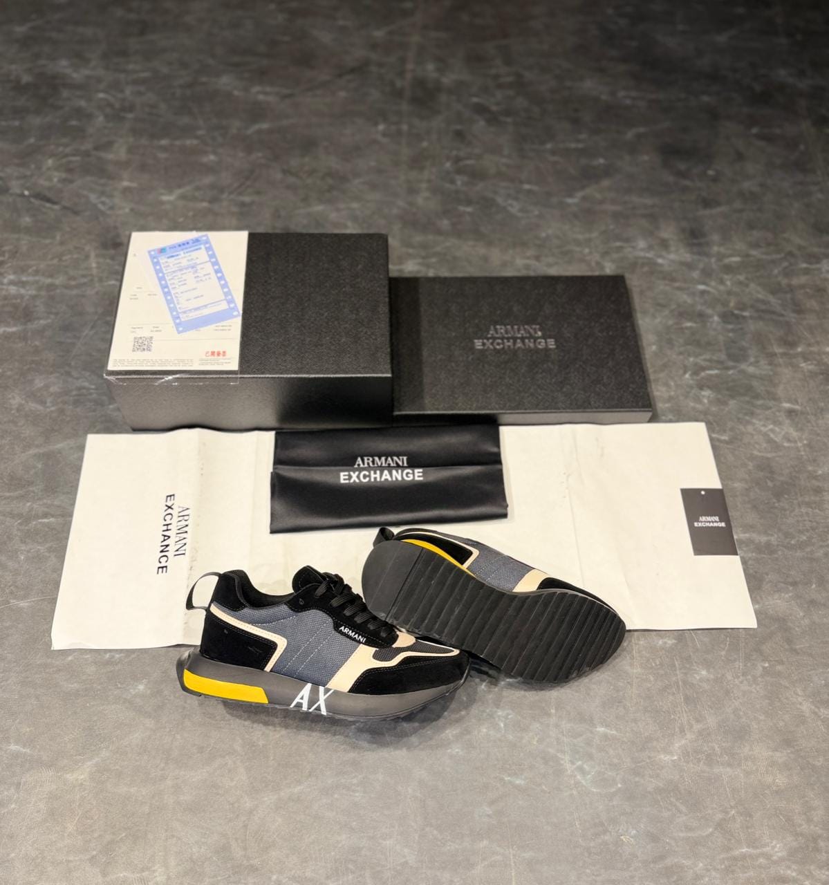 EMPORIO ARMANI SNEAKERS