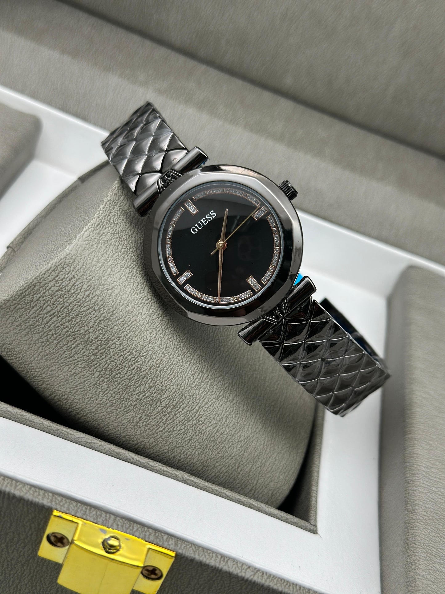 LADIES WATCH