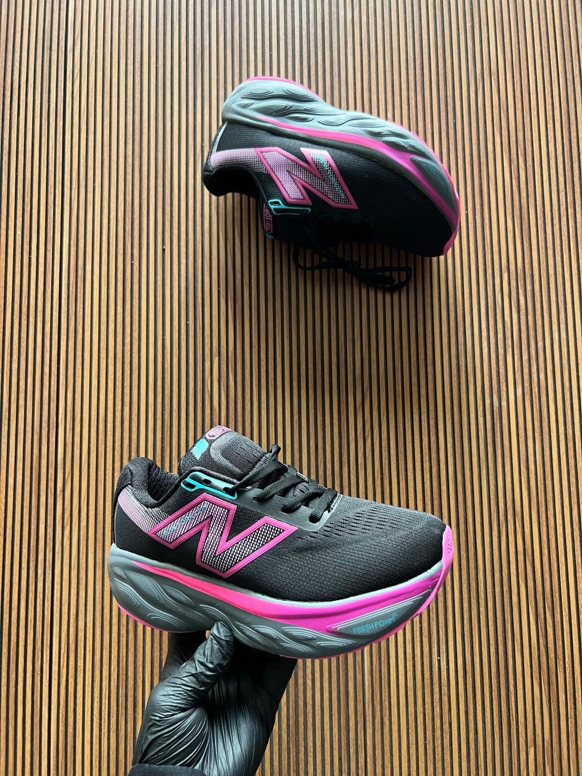 NEW BALANCE 1080