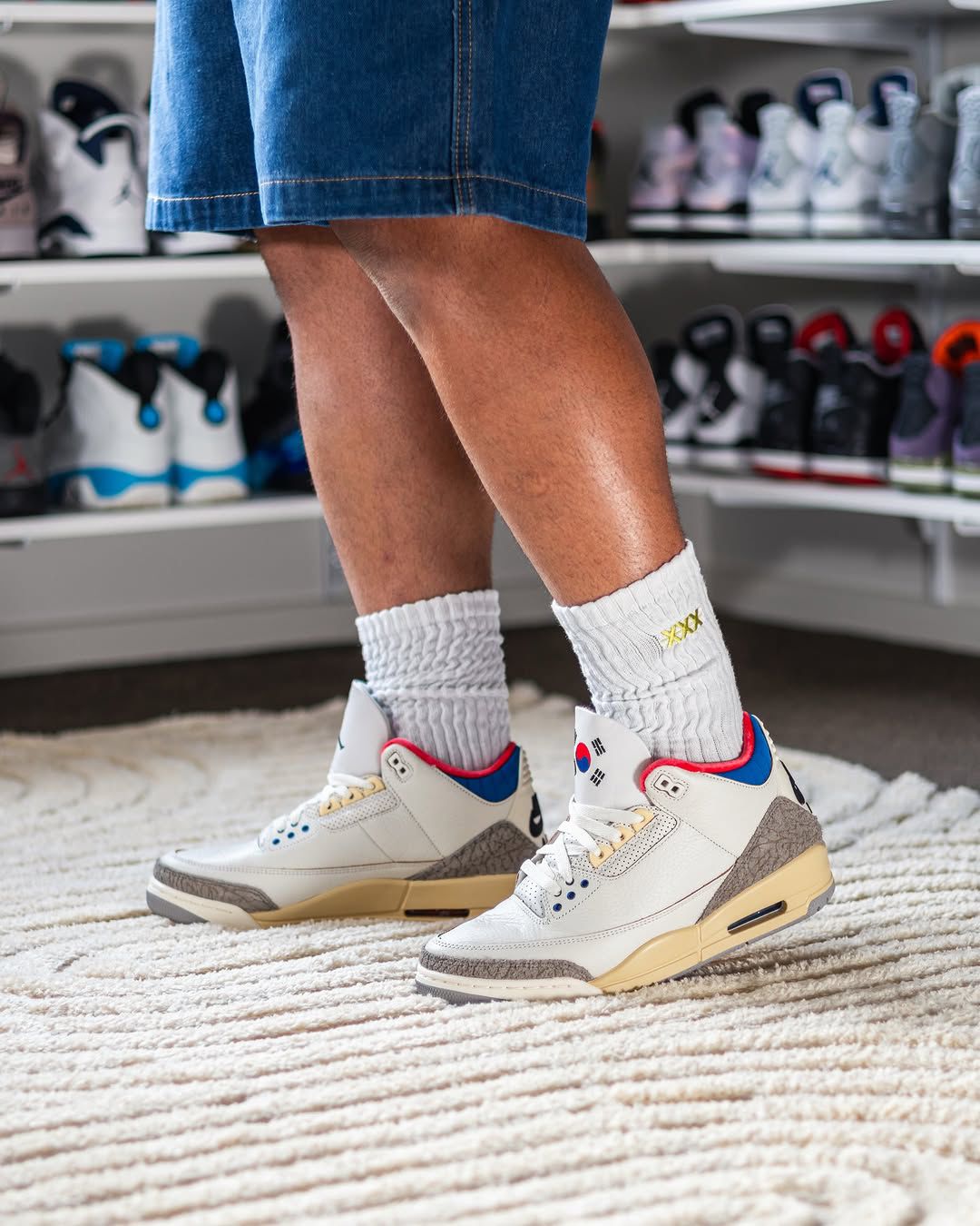 NIKE AIR JORDAN 3 SEOUL  2.0 GREY CEMENT