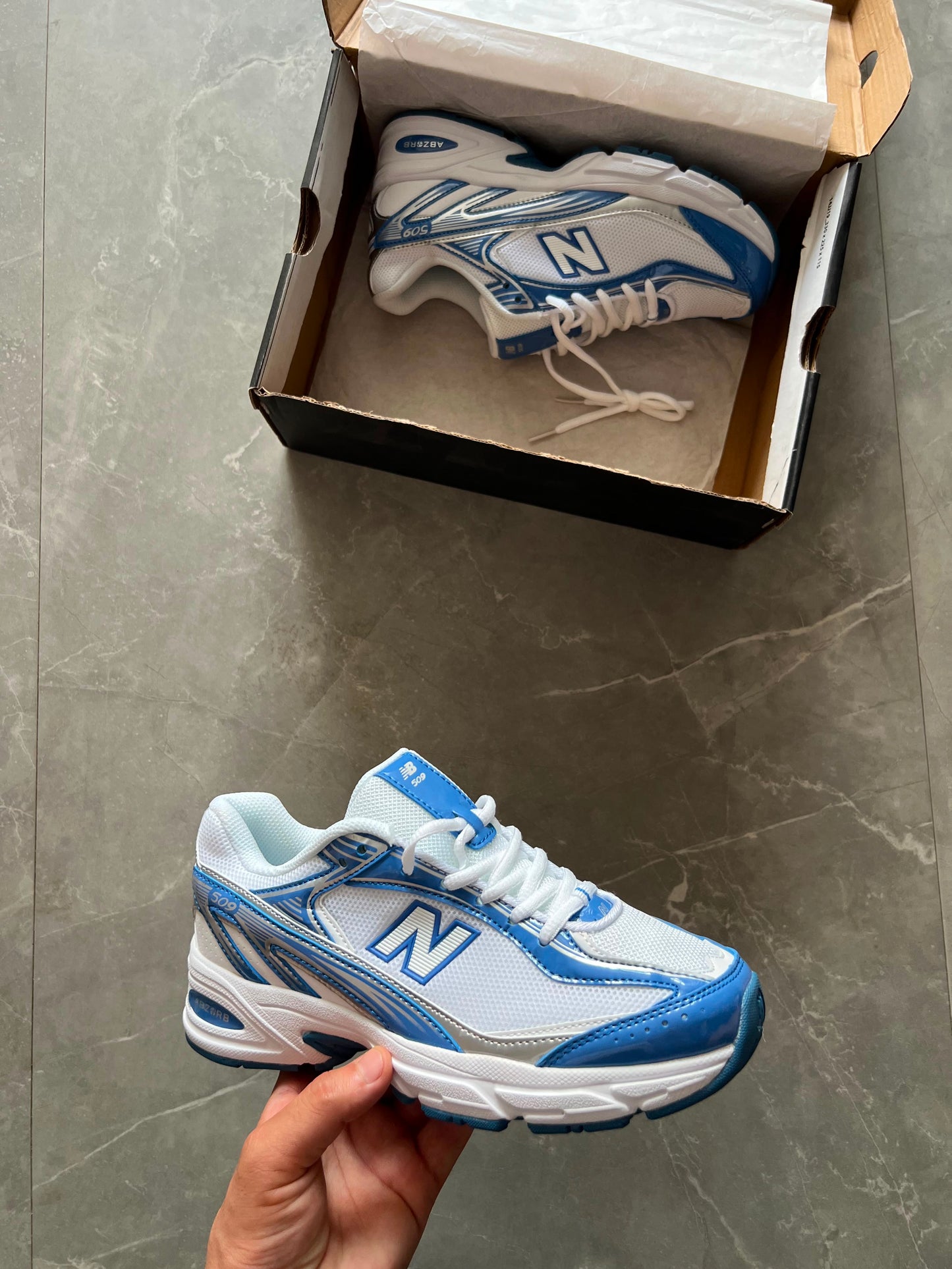 NEW BALANCE 509