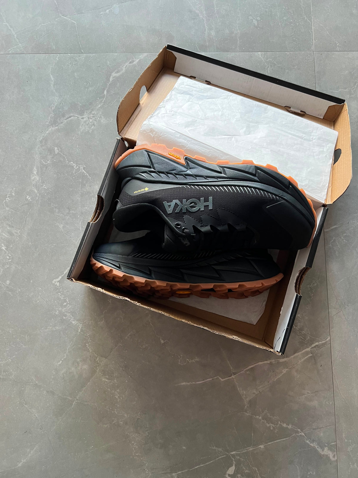 HOKA SKYLINE FLOAT