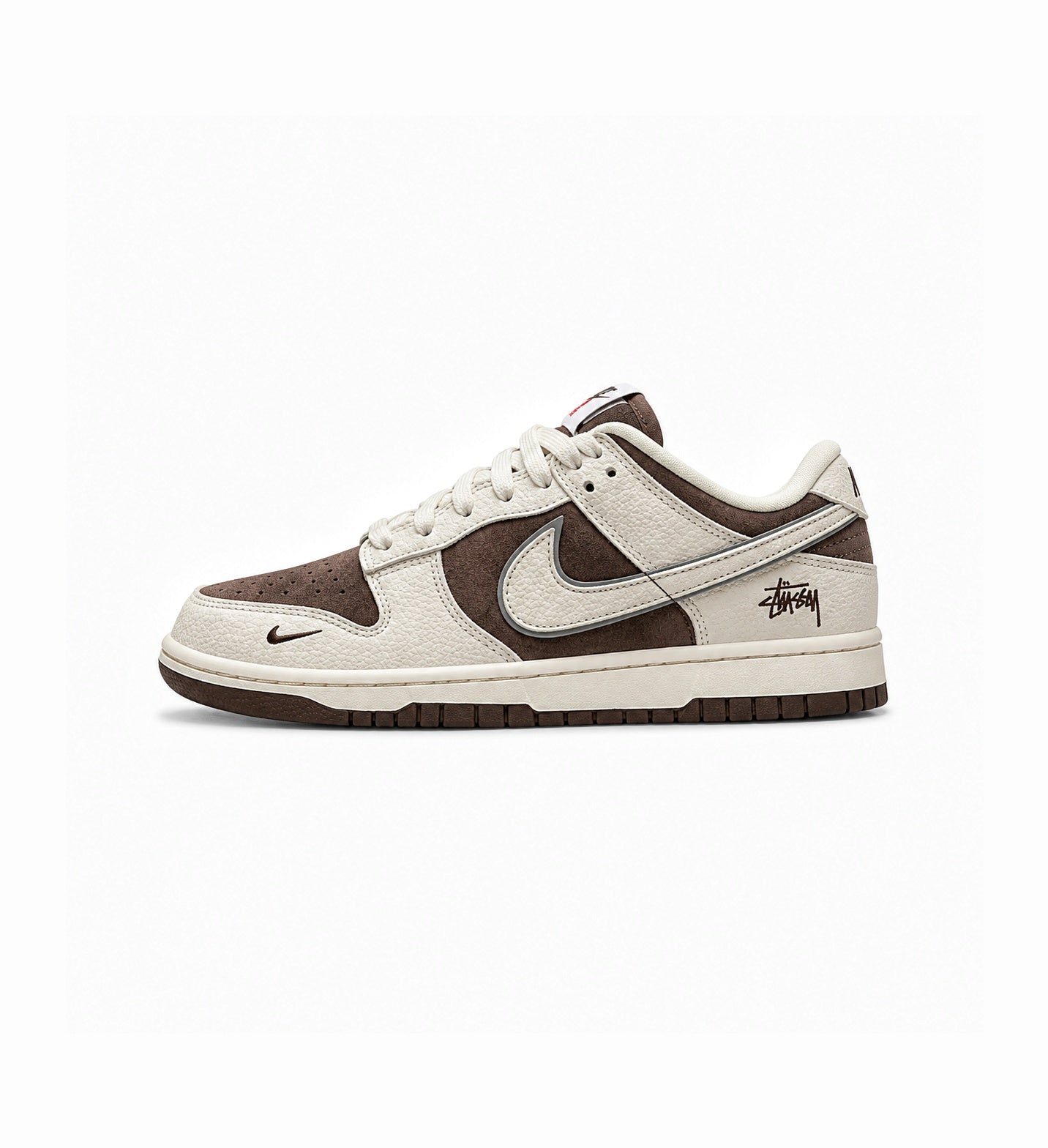 NIKE SB DUNK STUSSY
