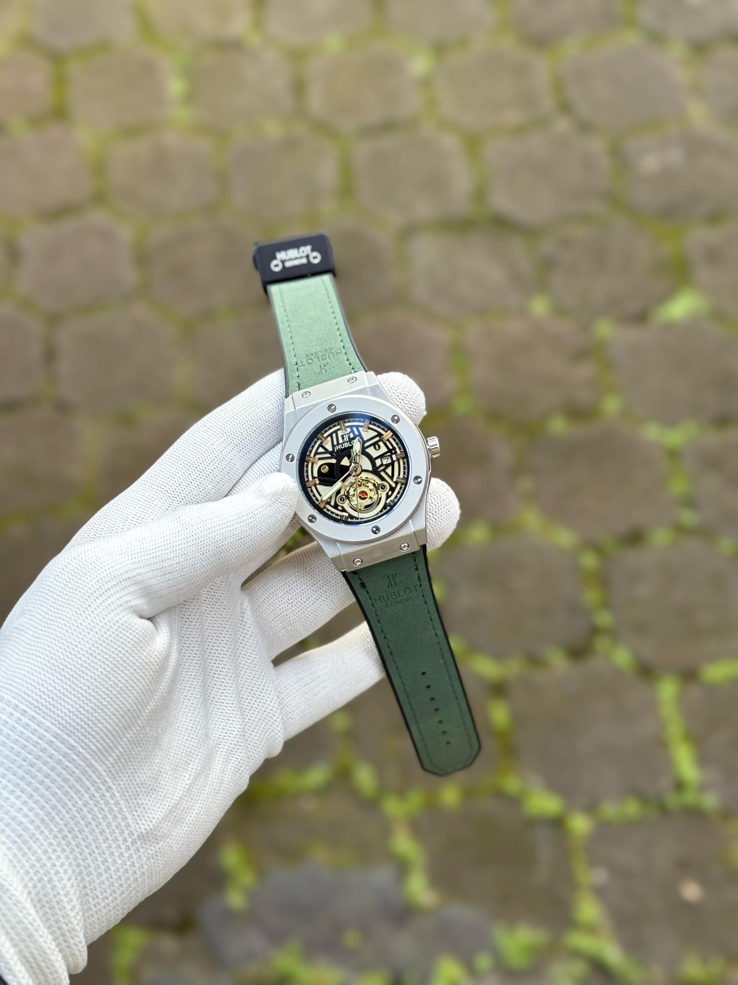 HUBLOT