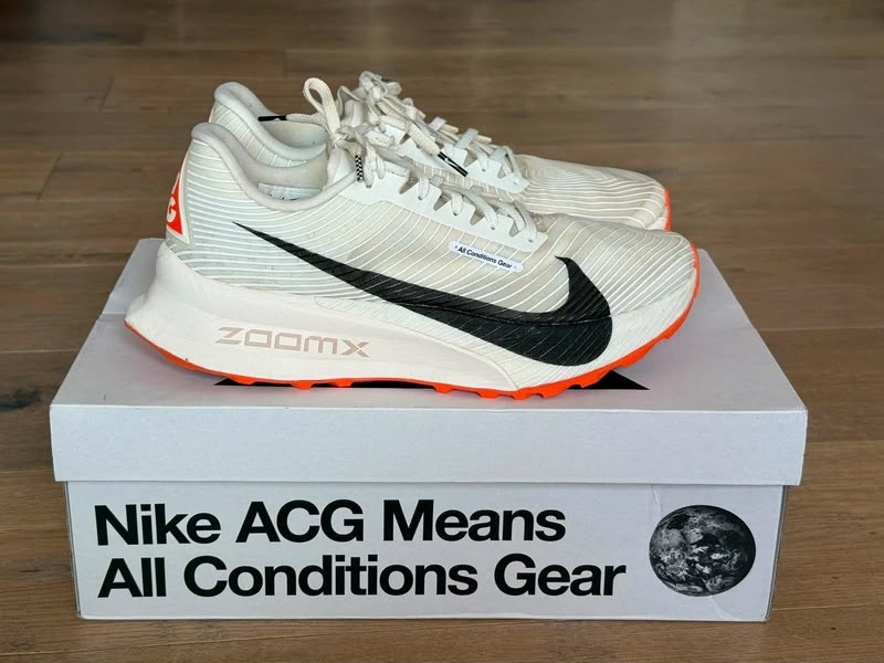 NIK ACG ULTRAFLY TRAIL RUNNING WHITE