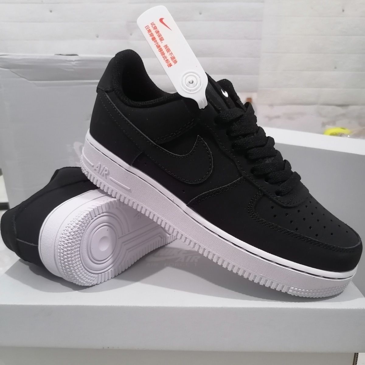 NIKE AIRFORCE ONE LOW LX OFF-NOIR