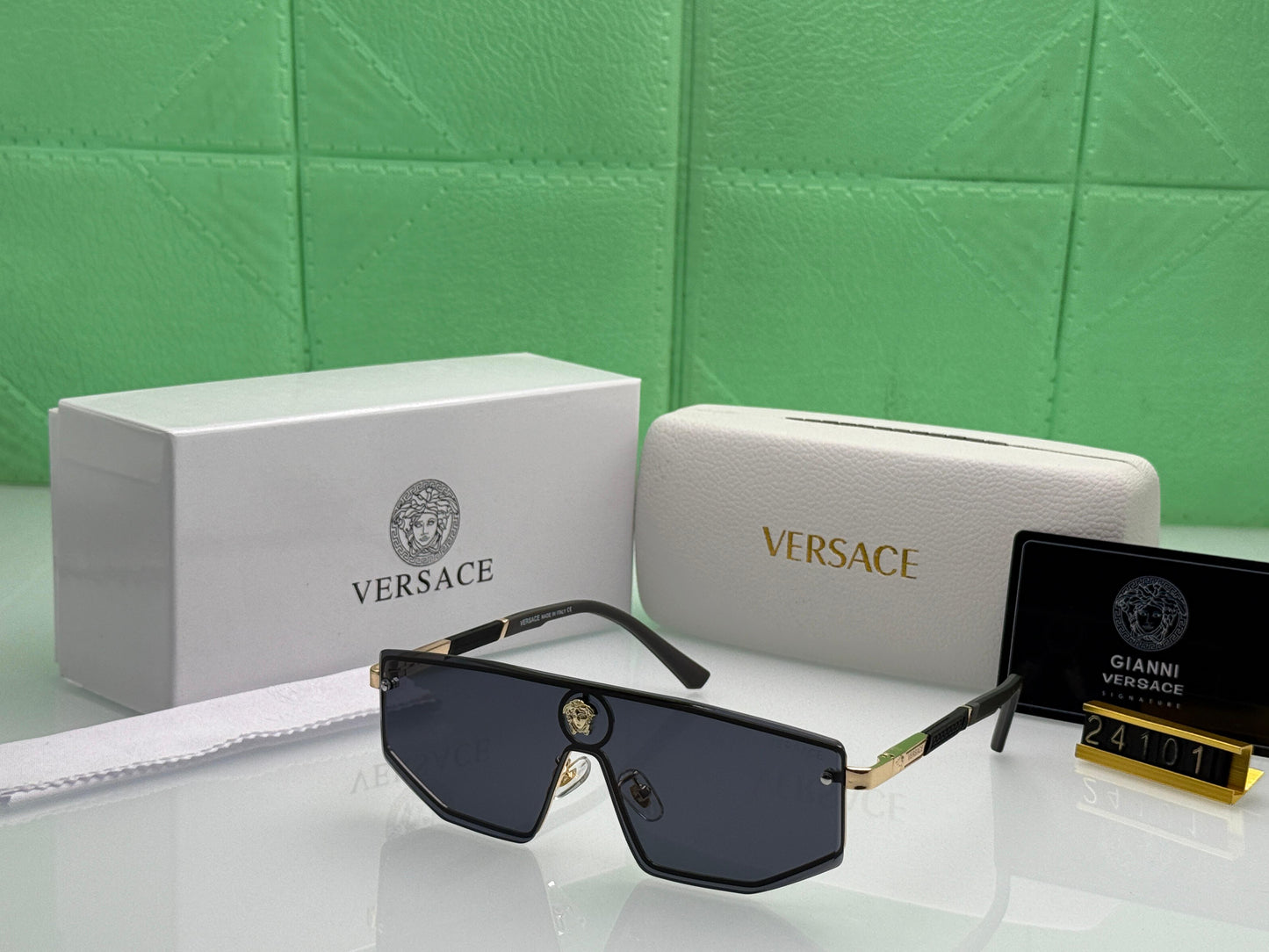 VERSACE SUNGLASS