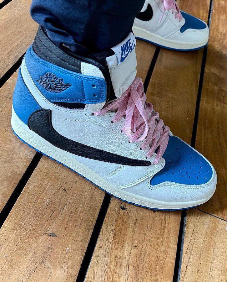 JORDAN 1 RETRO HIGH FRAGMENT X TRAVIS SCOTT U.A