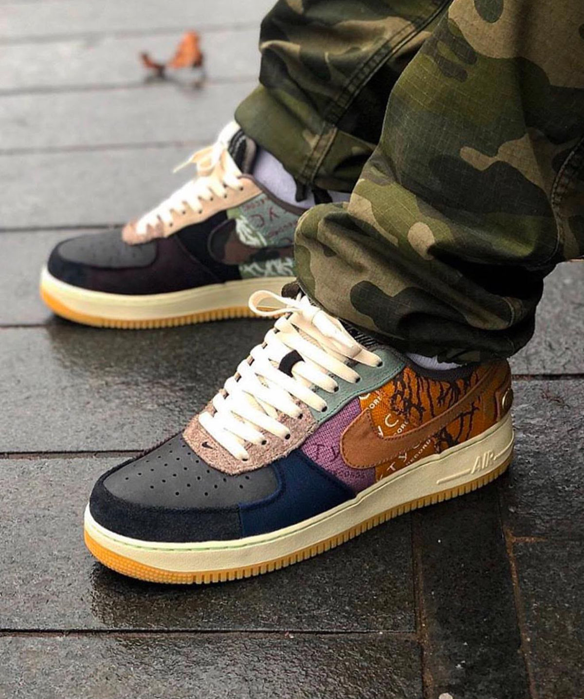 NIKE AIRFORCE 1 LOW X TRAVIS SCOTT CACTUS JACK