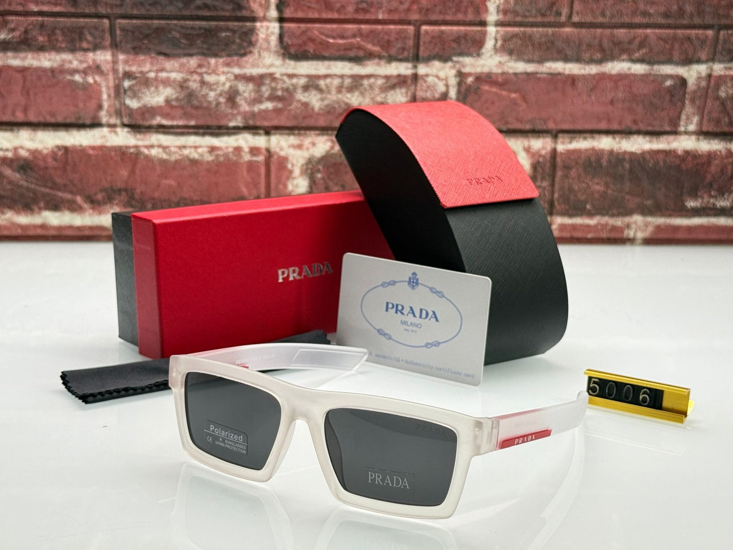 PRADA POLARIZED LENS SUNGLASS