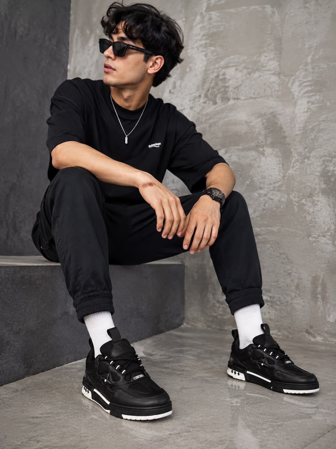 LOUIS VUITTON TRAINERS