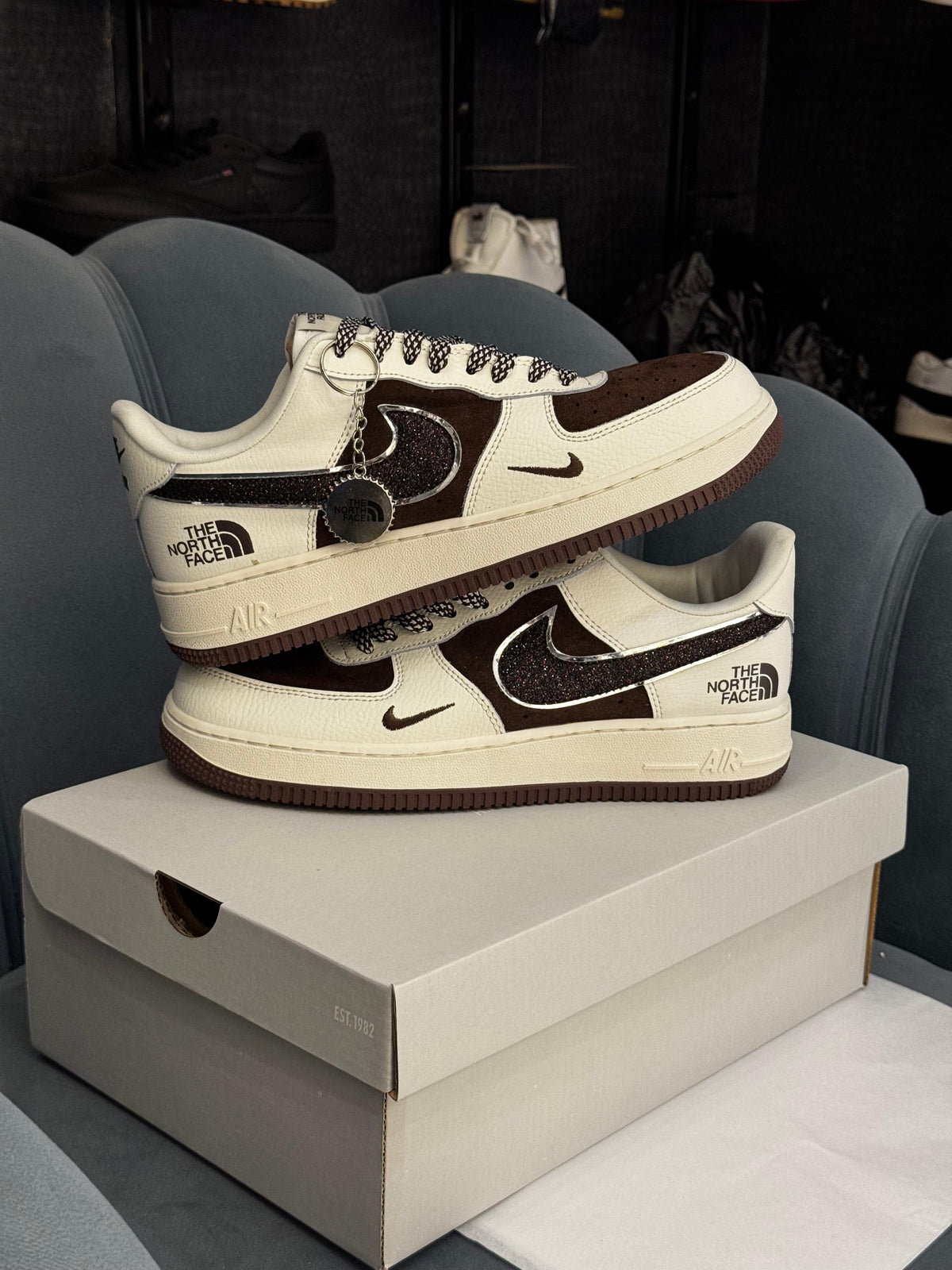 NIKE AIRFORCE CUSTOM X NORTH FACE BROWN