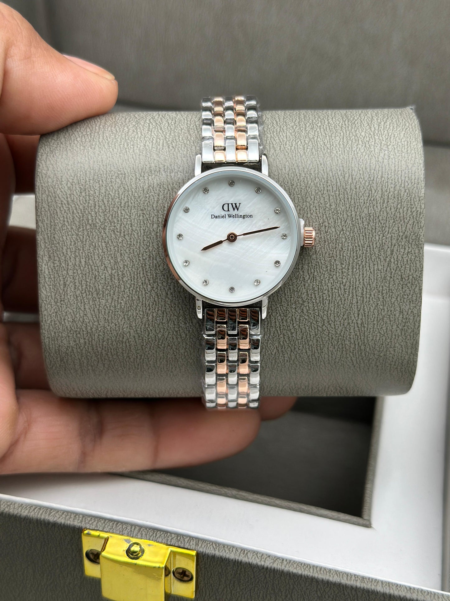 DW LADIES WATCH
