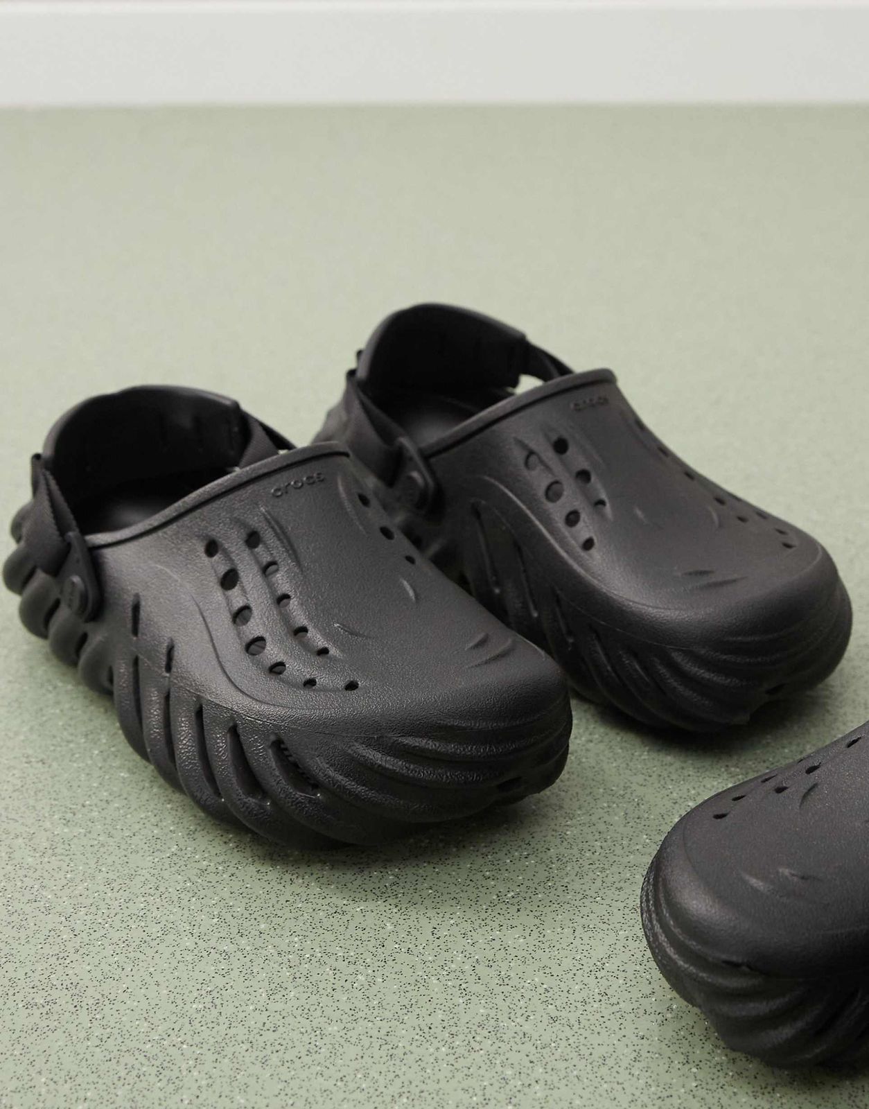 CROCS ECHO CLOG