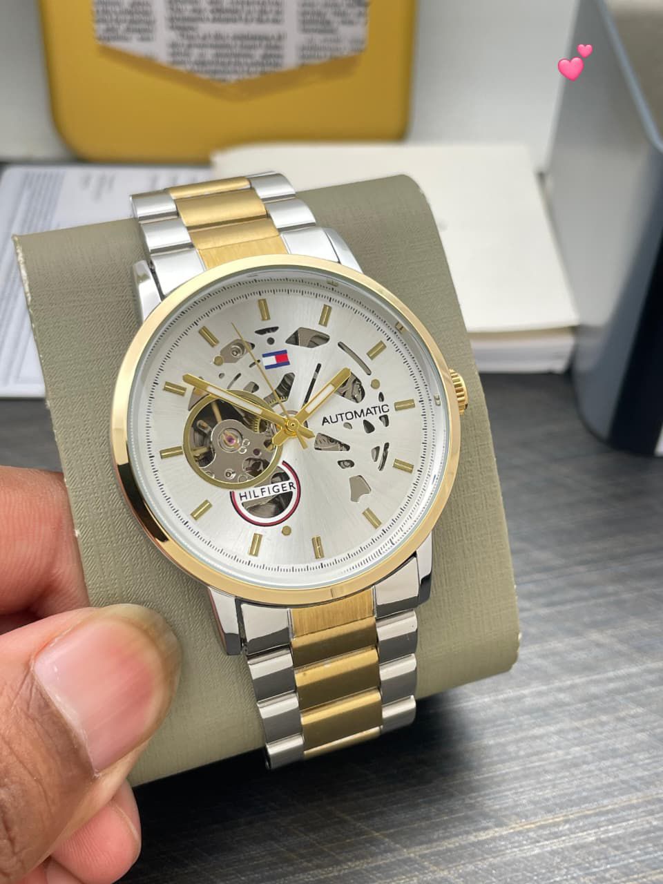 TOMMY HILFIGER WATCH
