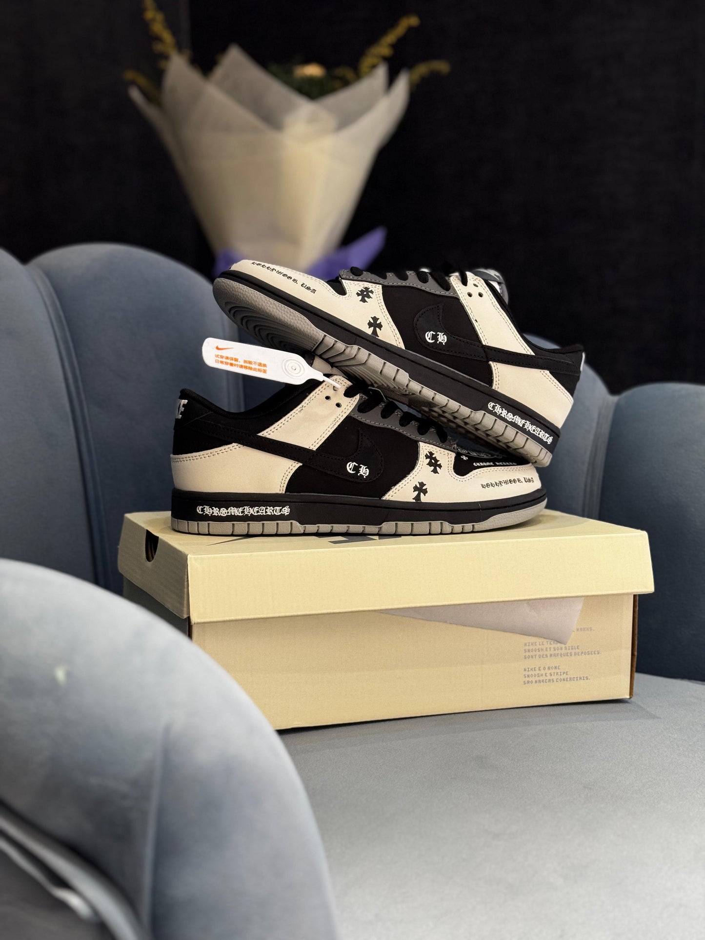 NIKE SB  DUNK 2023 CHROME HEARTS