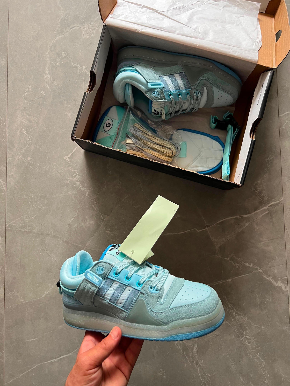 ADIDAS BAD BUNNY