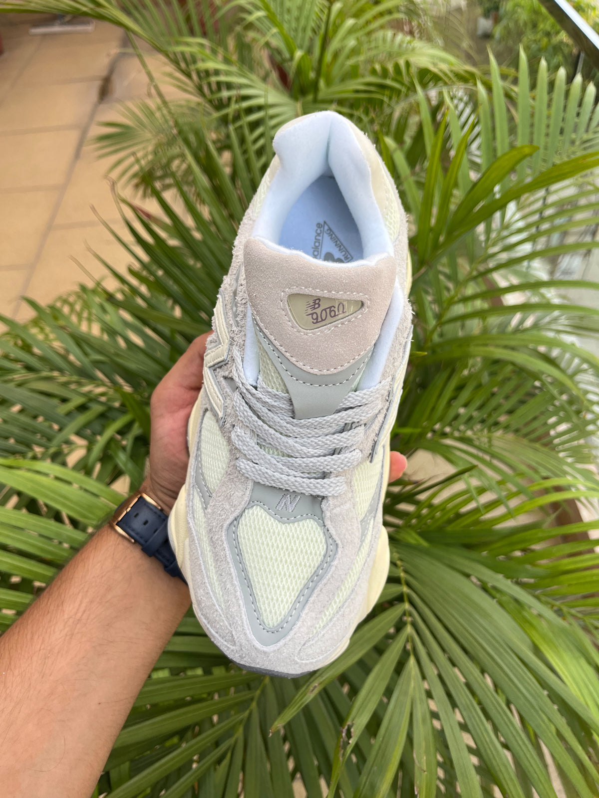NEW BALANCE 9060