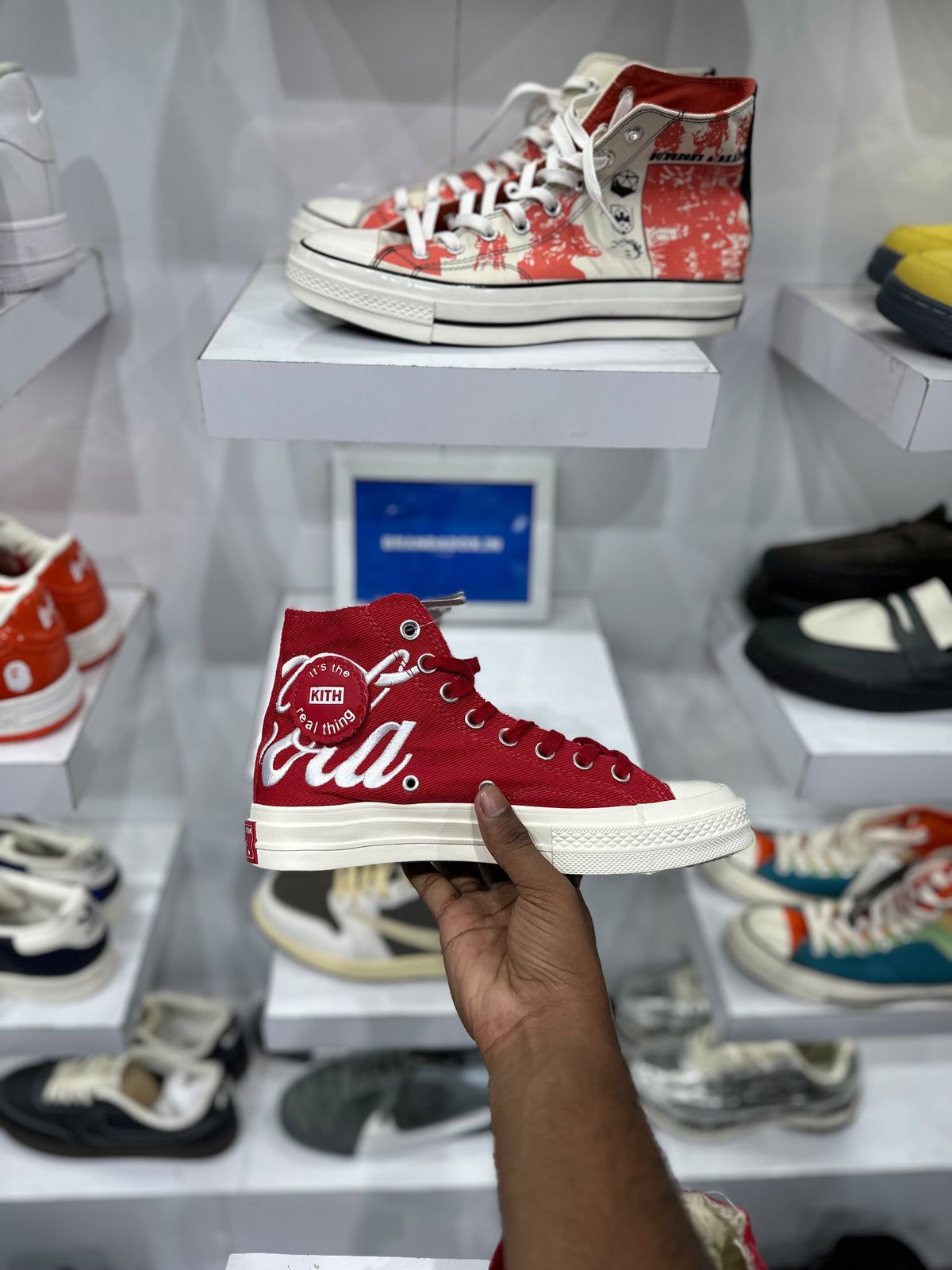 CONVERSE CHUCK 70S HI X KITH X COCO COLA RED