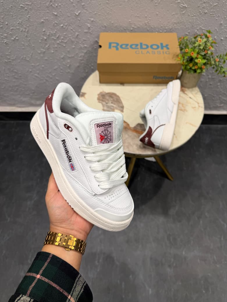REEBOK CLASSIC WHITE WINE