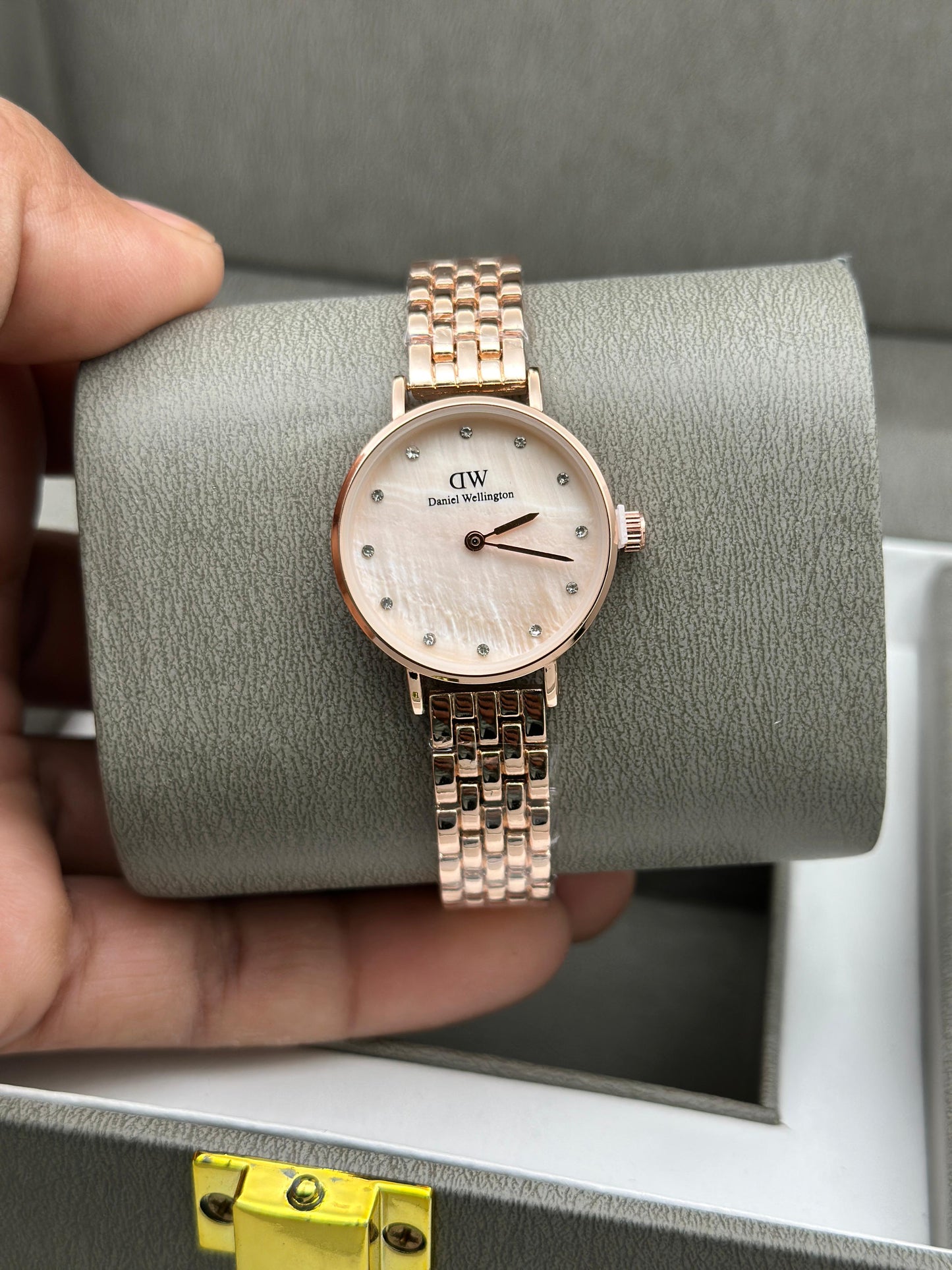 DW LADIES WATCH