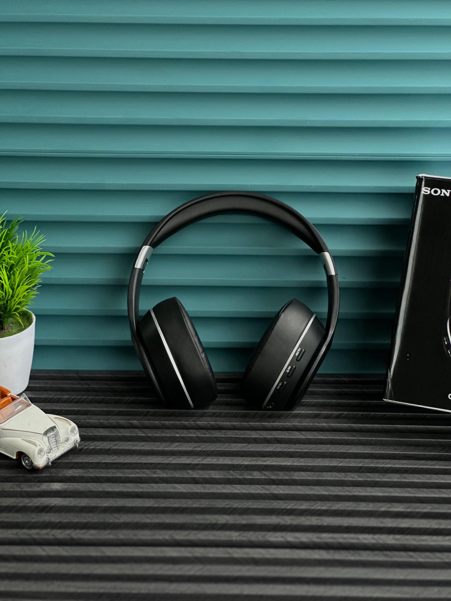 SONY CH720 HEAD PHONE