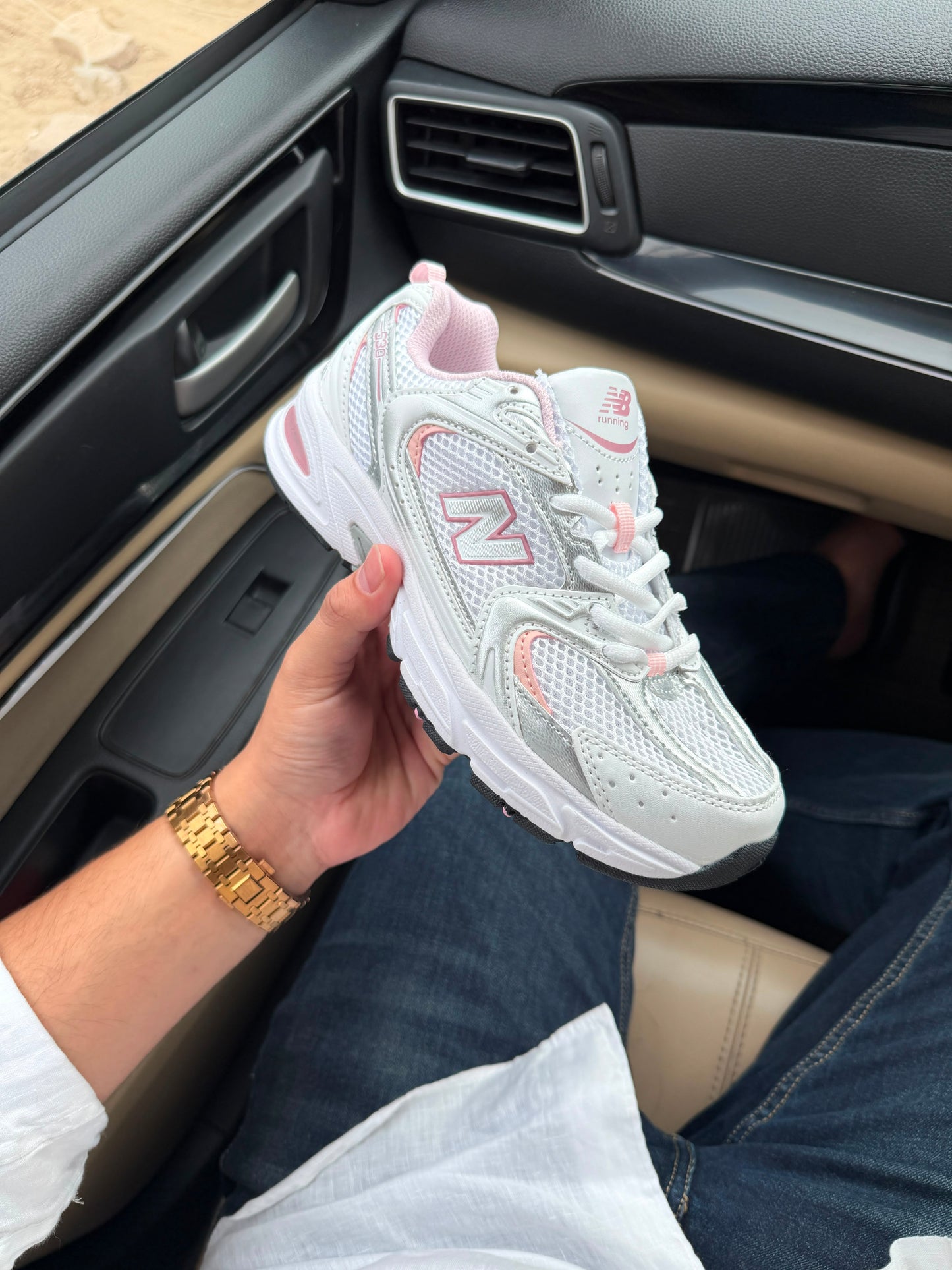 NEW BALANCE 530 SNEAKERS
