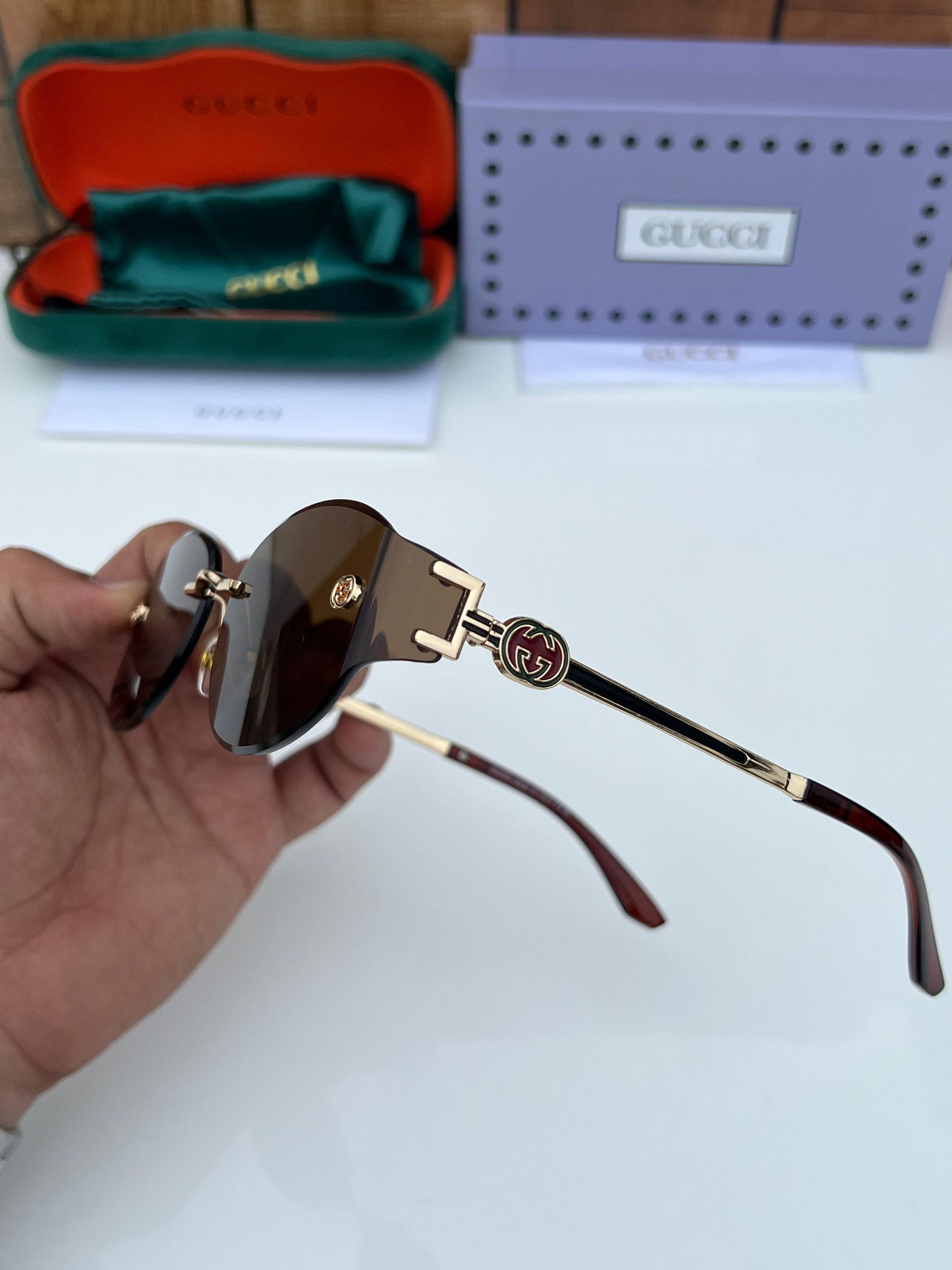 GUCCI SUNGLASS
