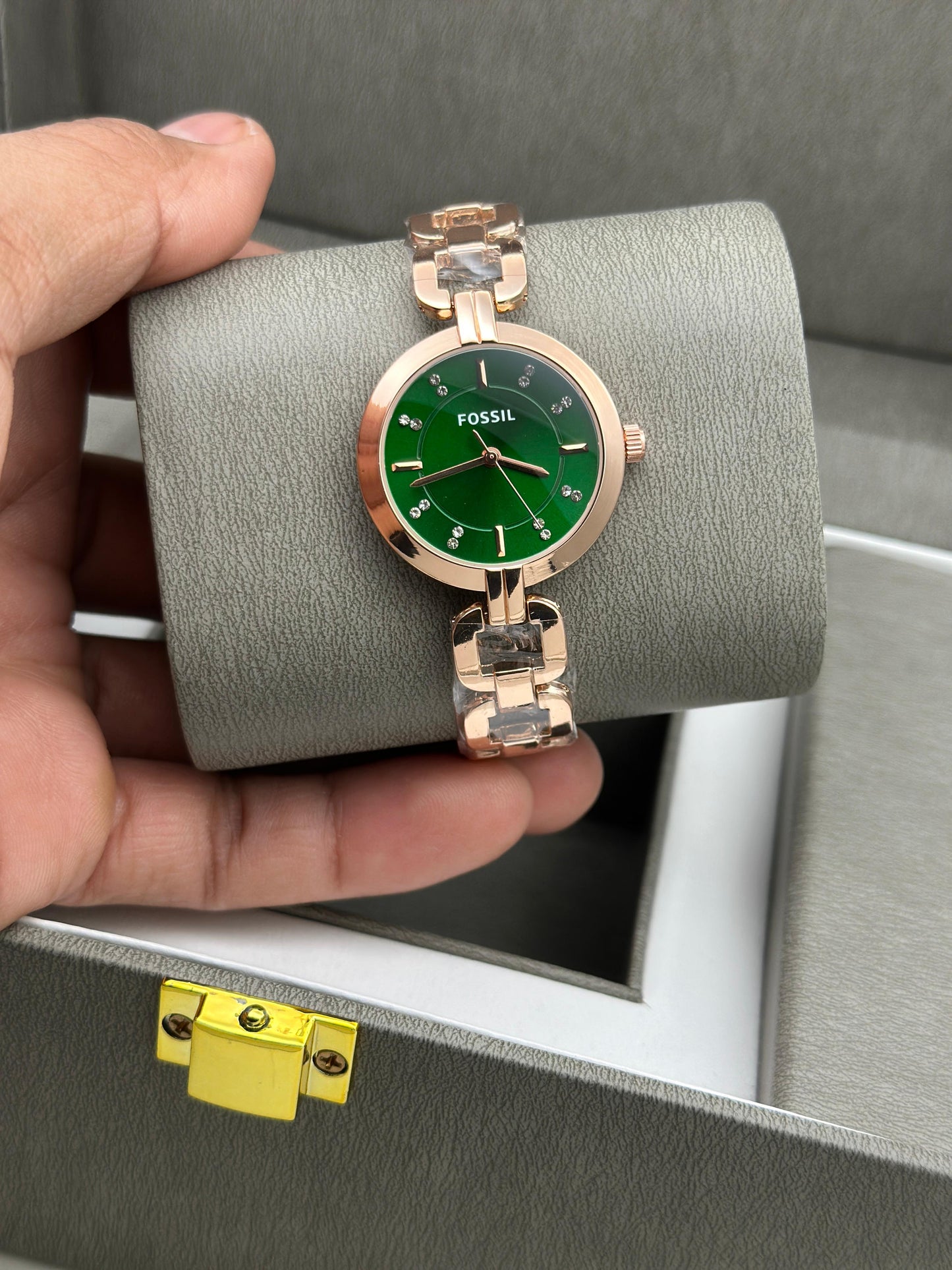 FOSSIL LADIES WATCH