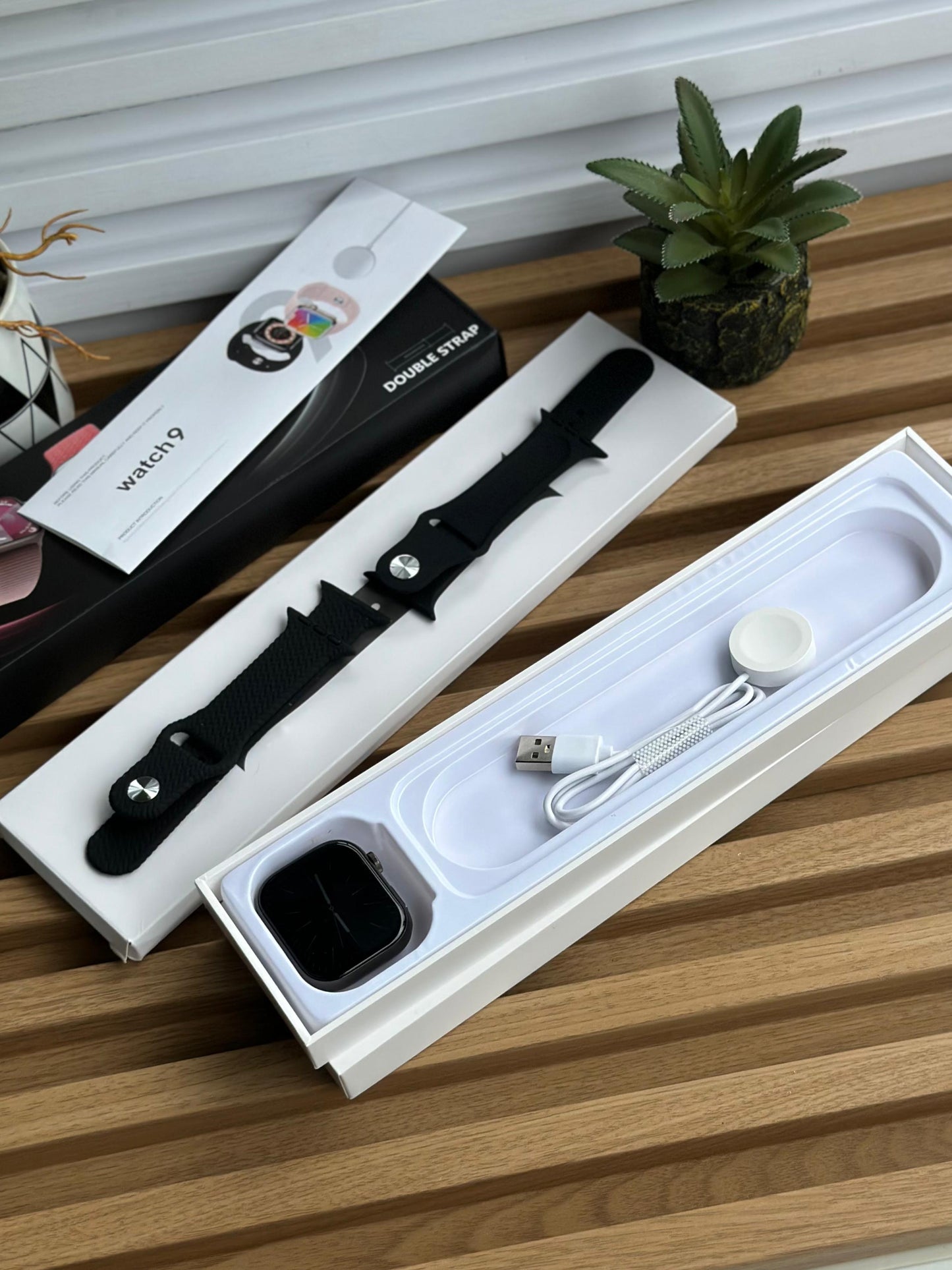 APPLE SERIES 9 SMART WATCH