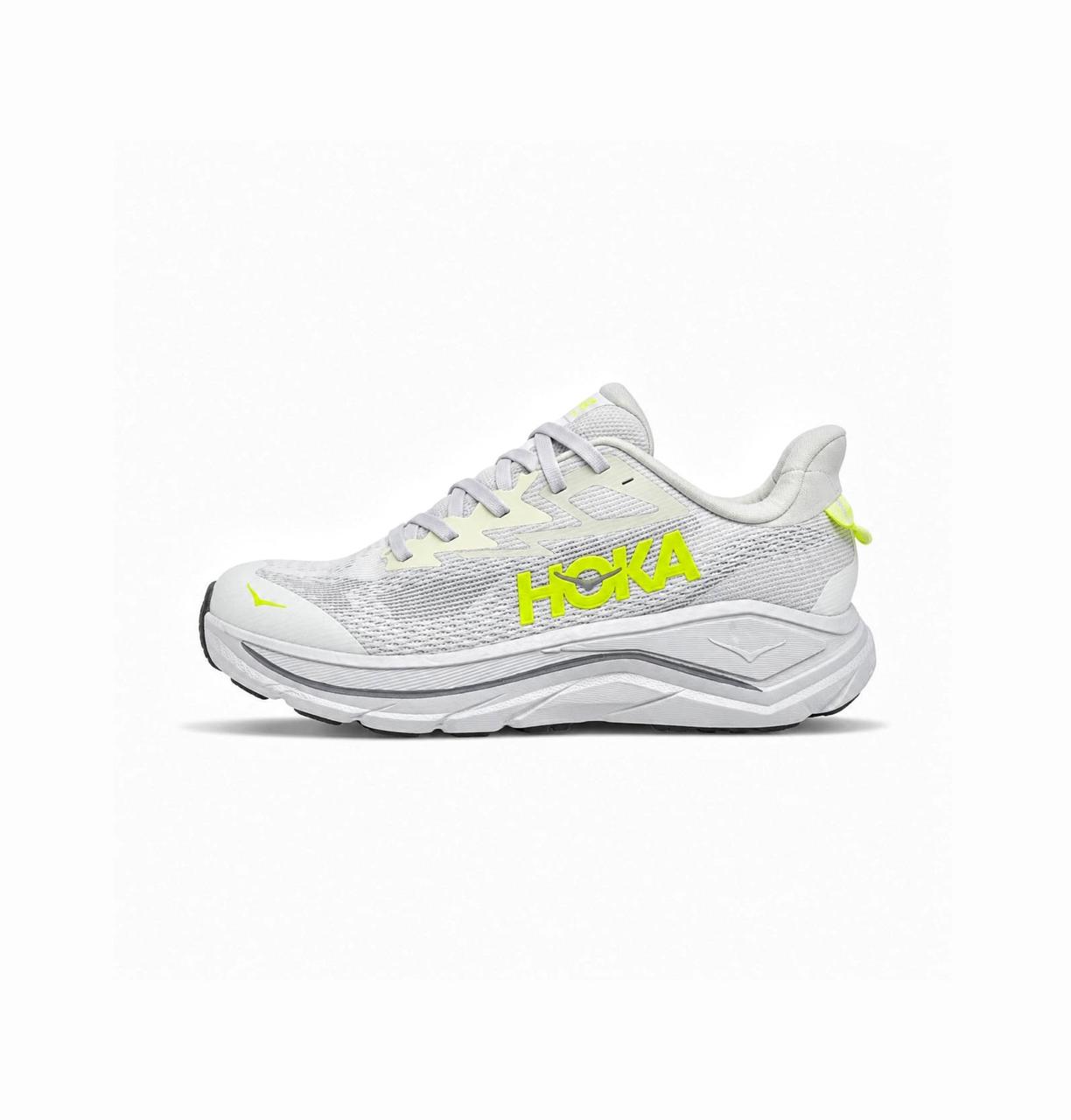 HOKA CHALLENGER 8