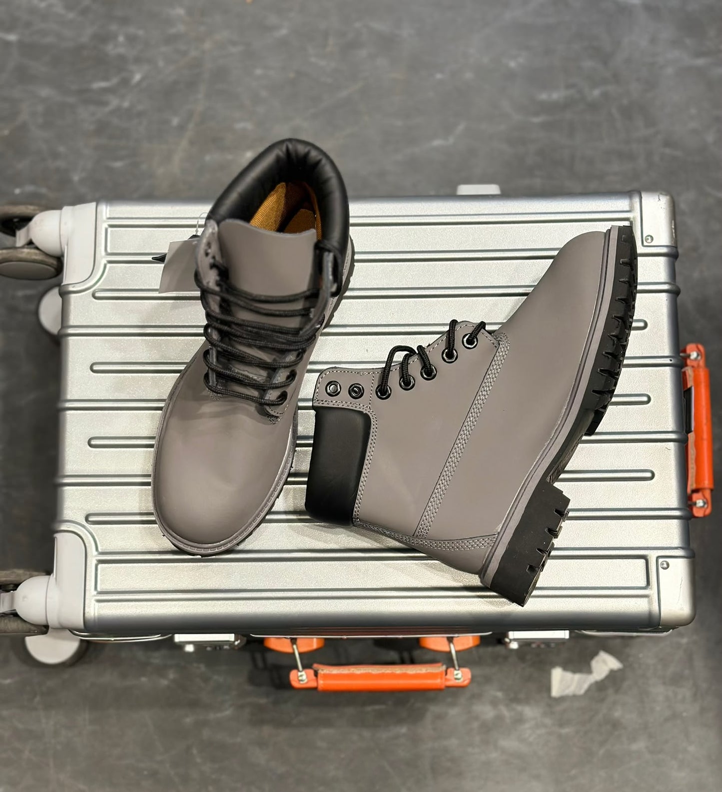 TIMBERLAND BOOTS GREY