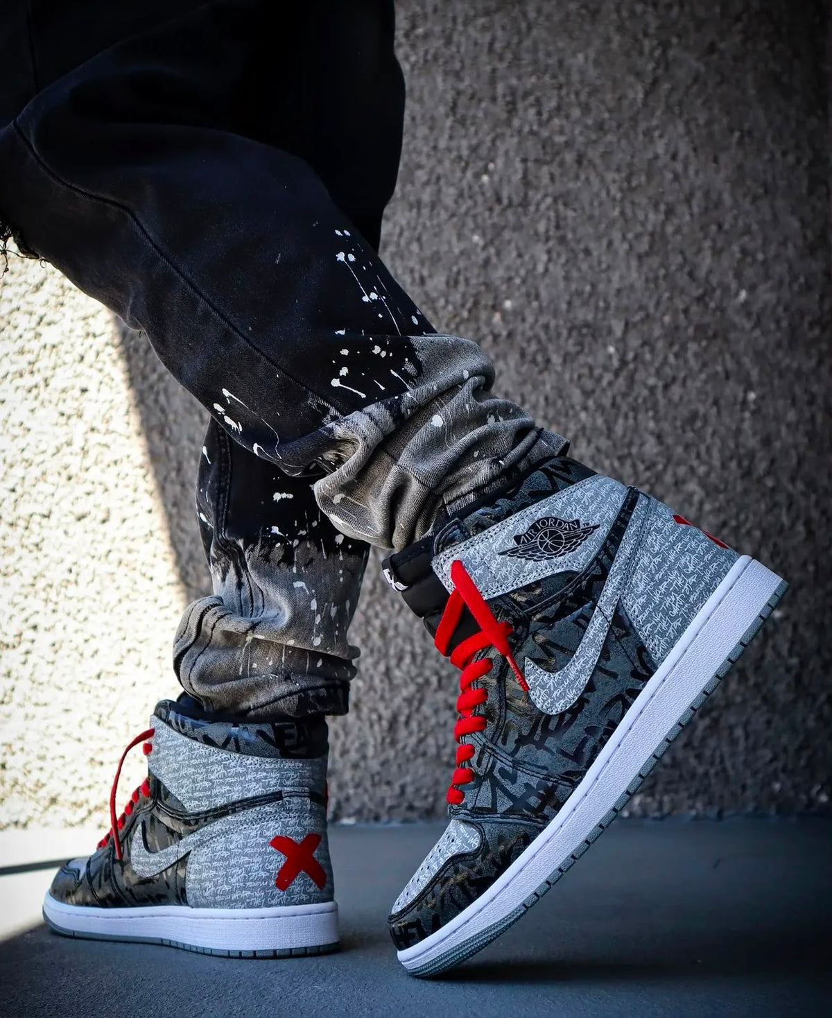 NIKE AIR JORDAN 1 HIGH OG REBELLIONAIR