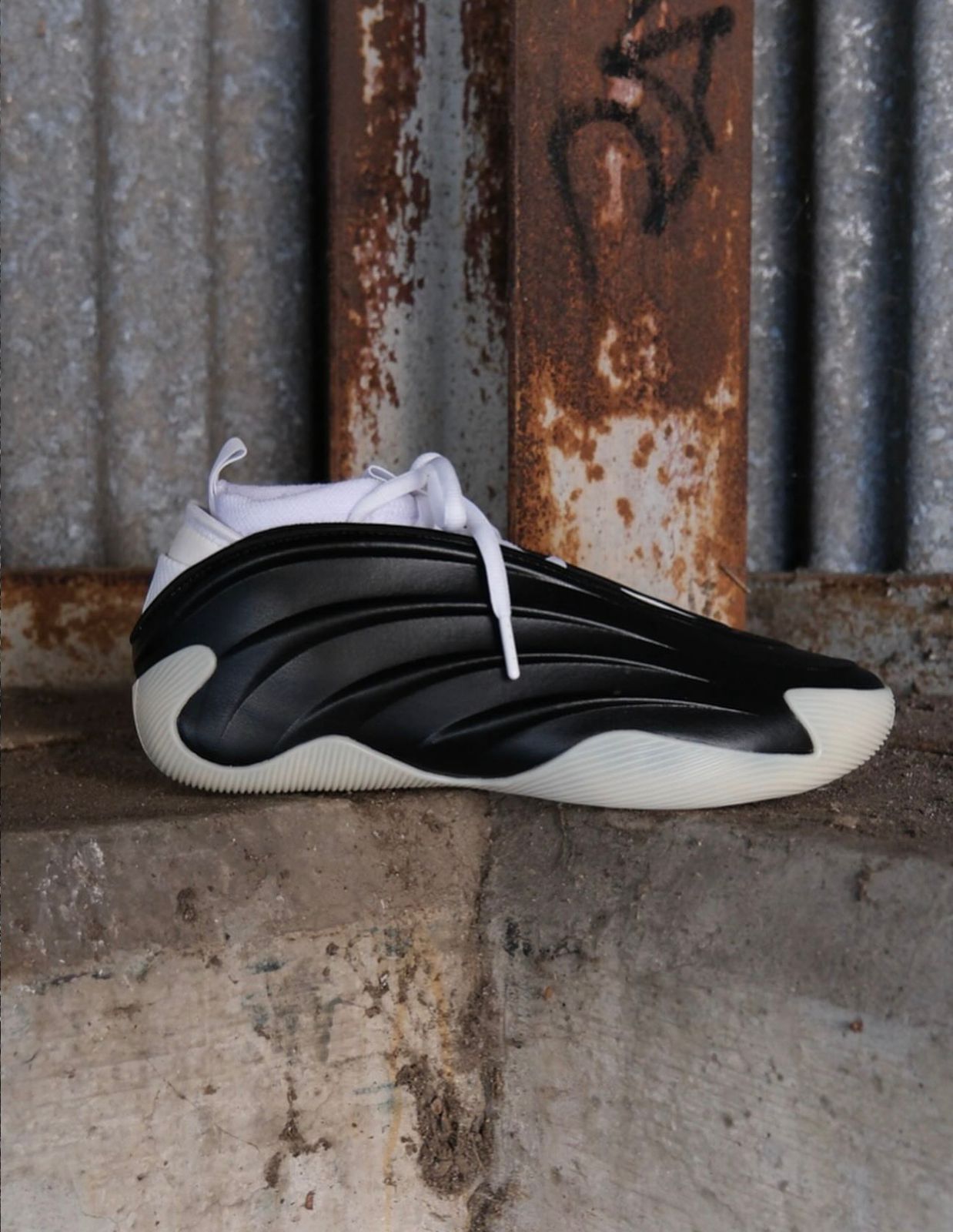 ADIDAS HARDEN VOLUME 9 WARM VANILLA