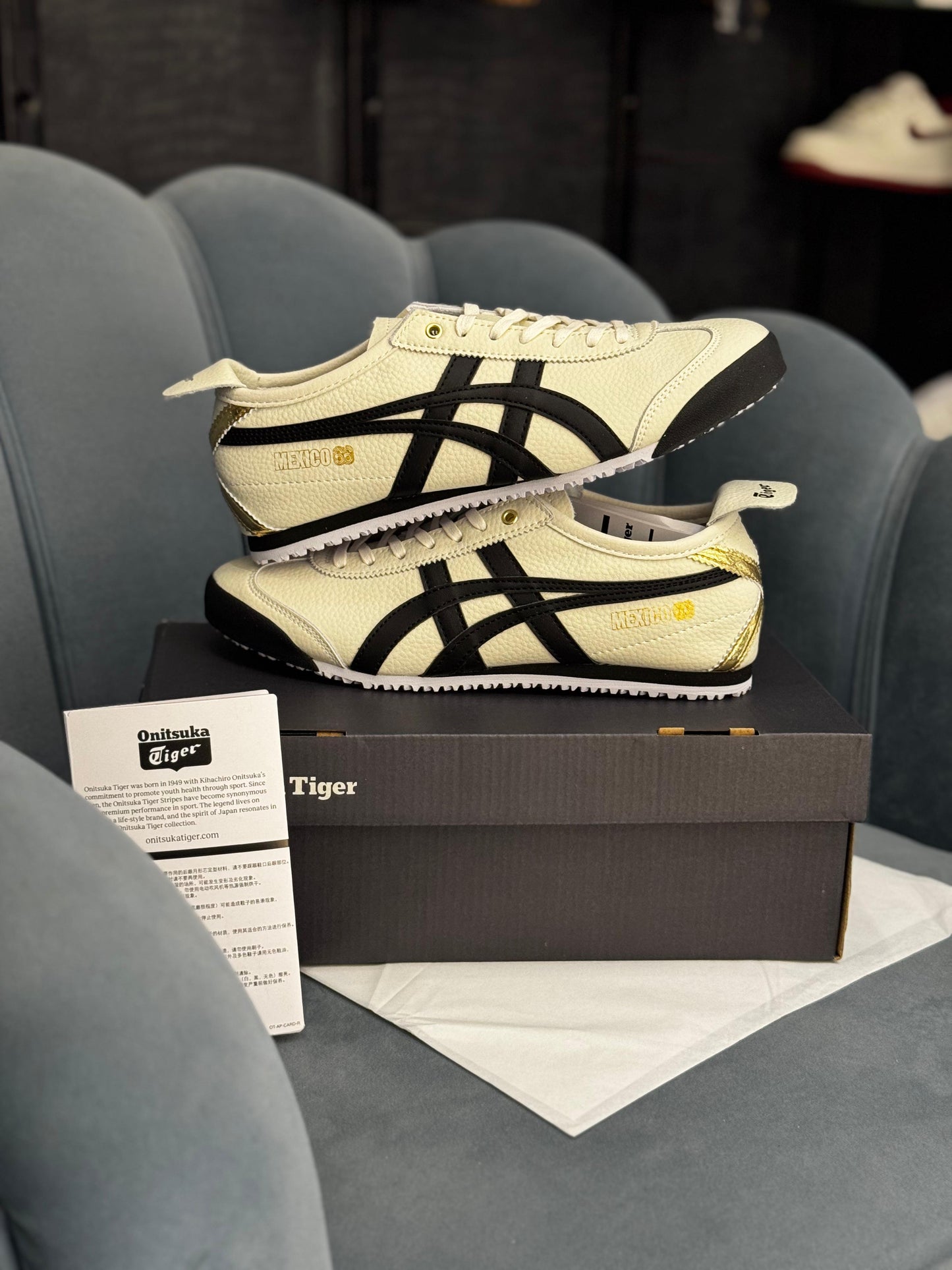 ONITSUKA  TIGER LEATHER MEXICO 66