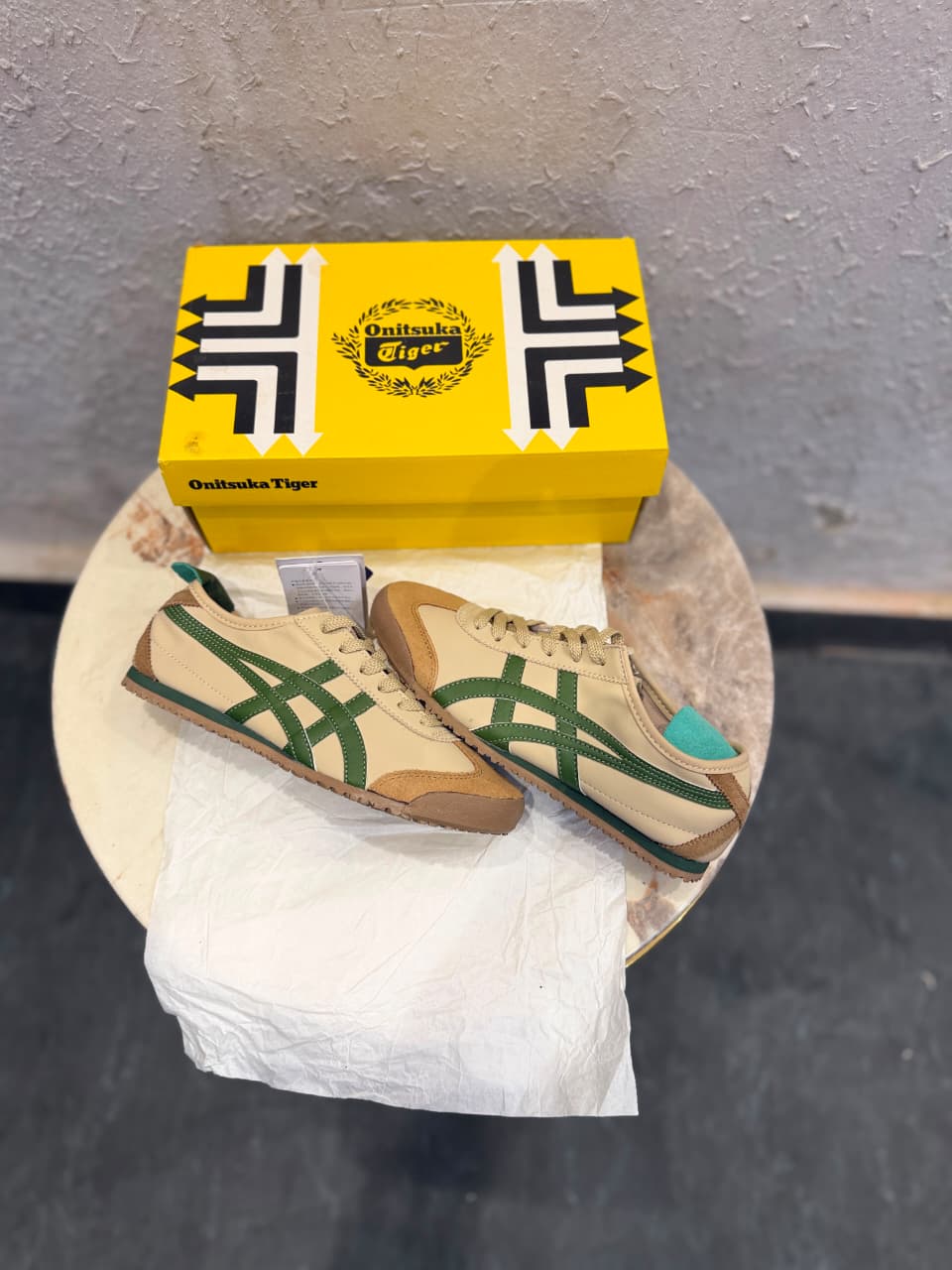 ONITSUKA  TIGER BEIGE GREEN