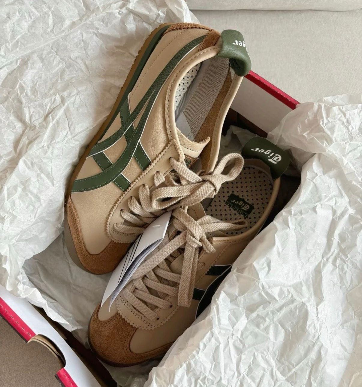 ONITSUKA  TIGER BEIGE GREEN