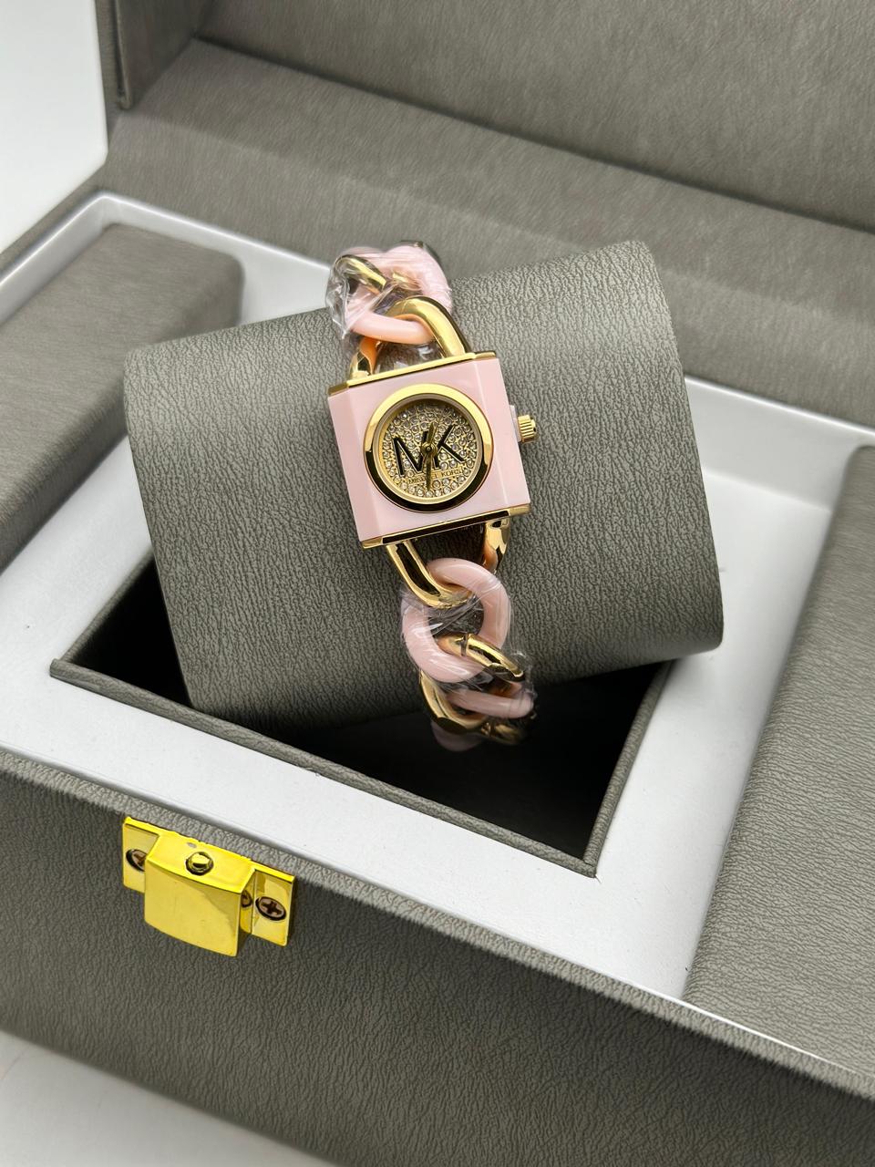 LADIES WATCH