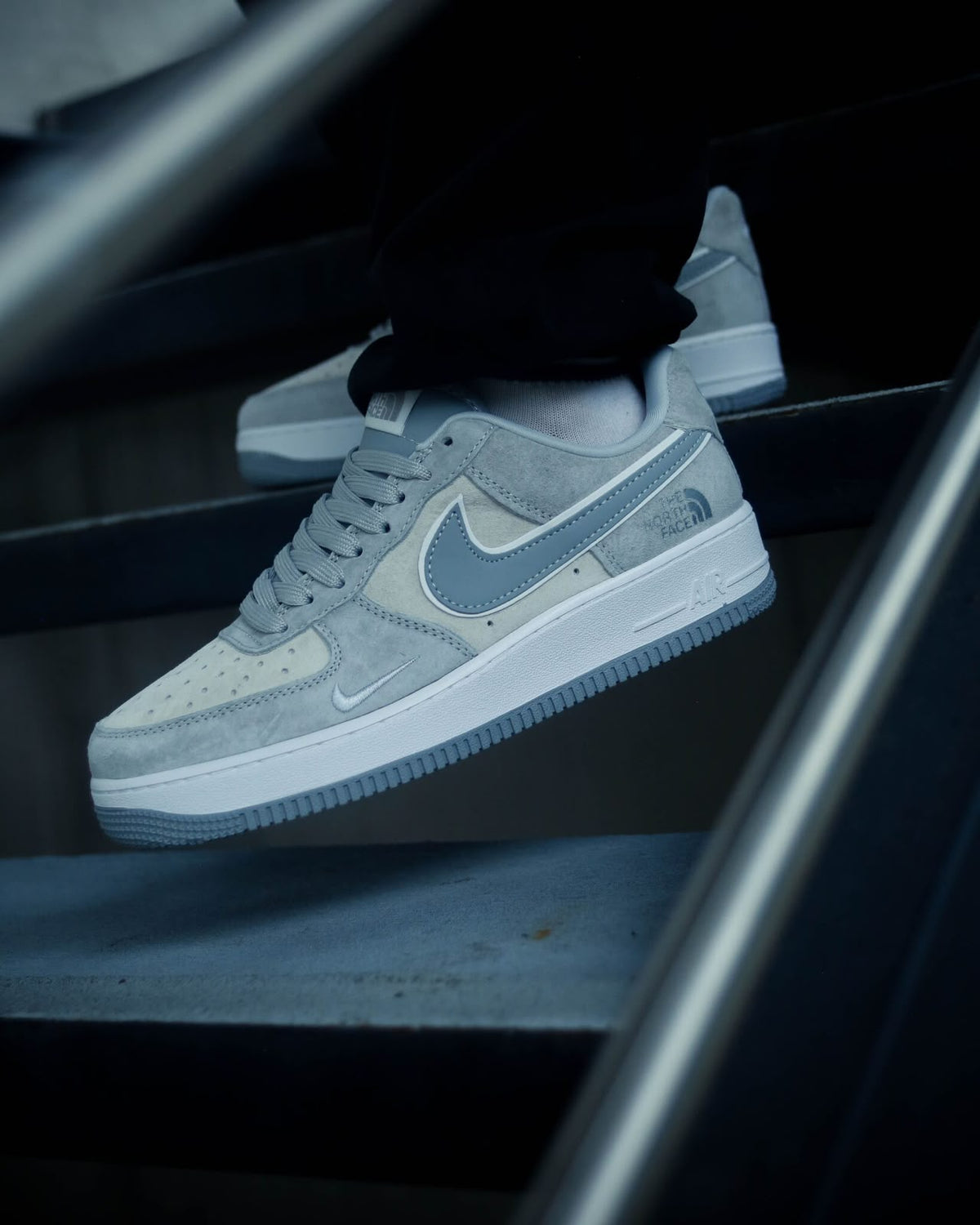 NIKE AIR FORCE 1 LOW X THE NORTH FASE SUEDE