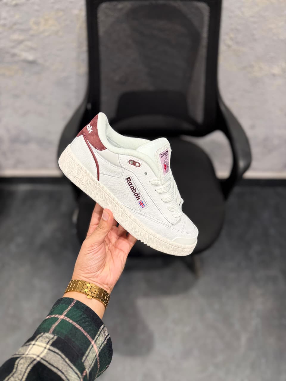 REEBOK CLASSIC WHITE WINE