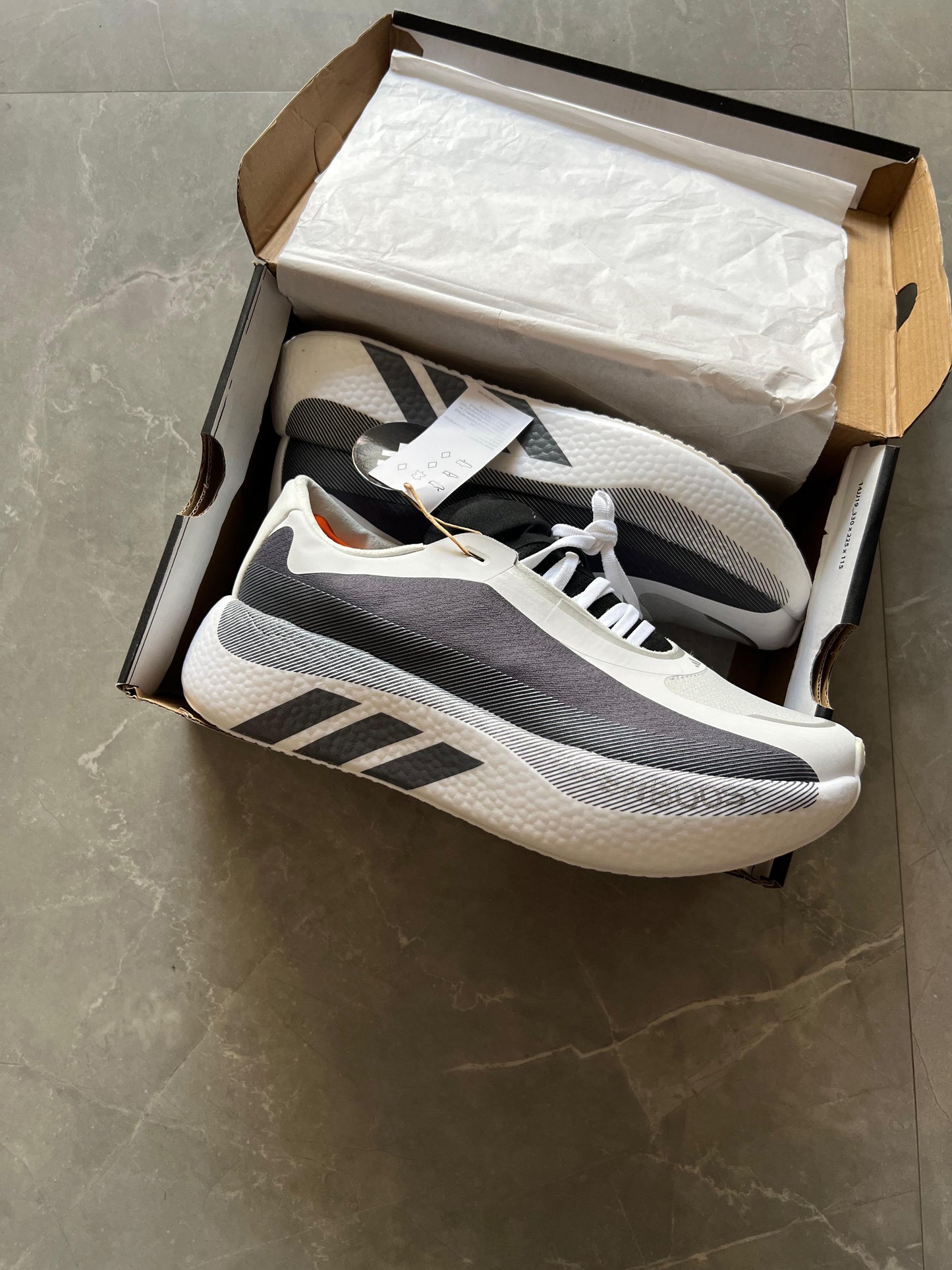 ADIDAS HYPERBOOST EDGE