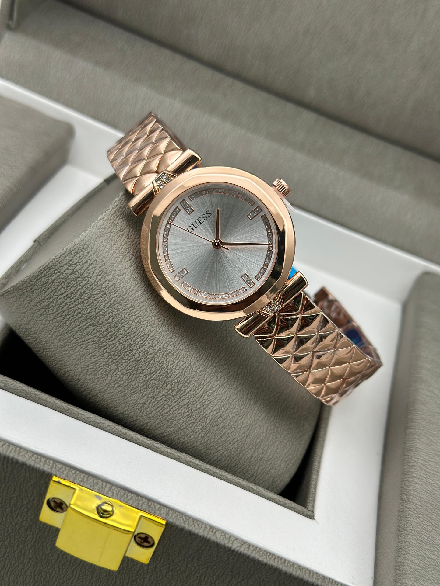 LADIES WATCH
