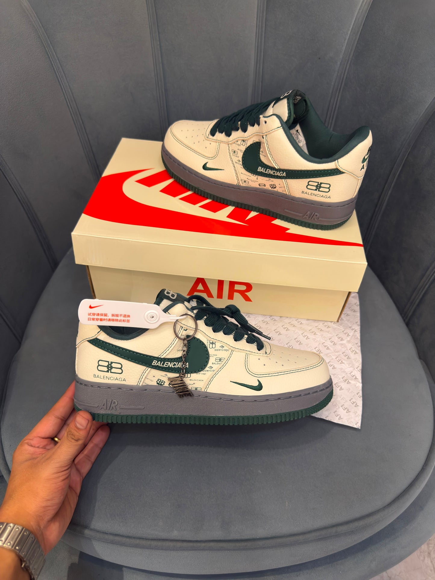 NIKE AIRFORCE X BALENCIAGA 2026