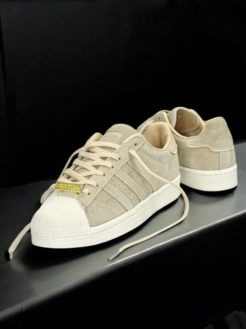 ADIDAS ORIGINALS SUPERSTAR BEIGE ENGRAVED 3 STRIPS FLOWER