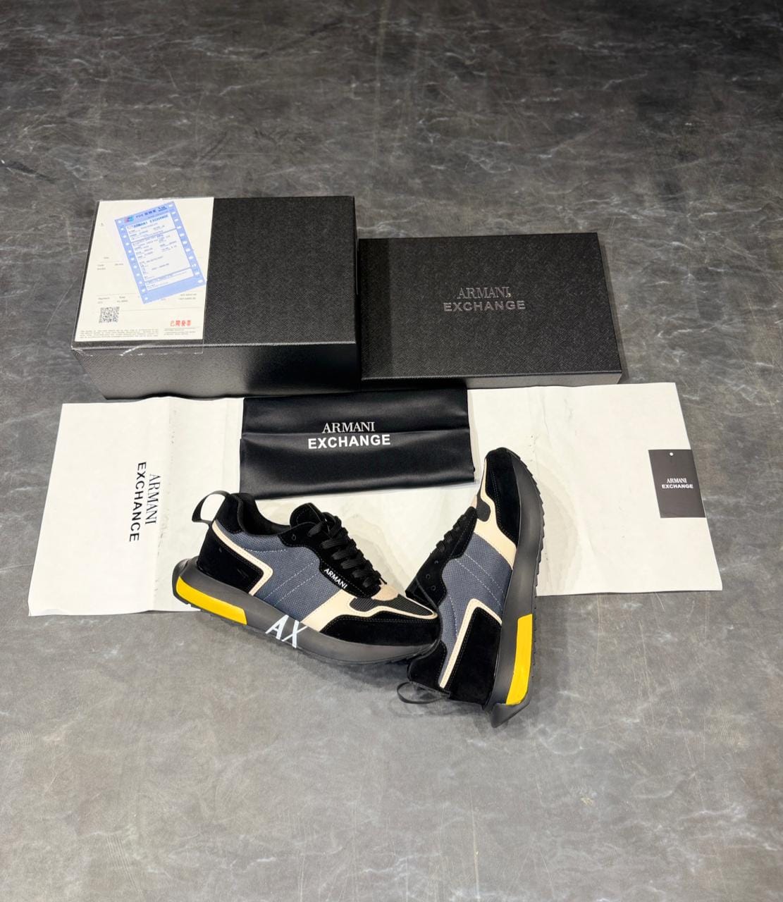 EMPORIO ARMANI SNEAKERS