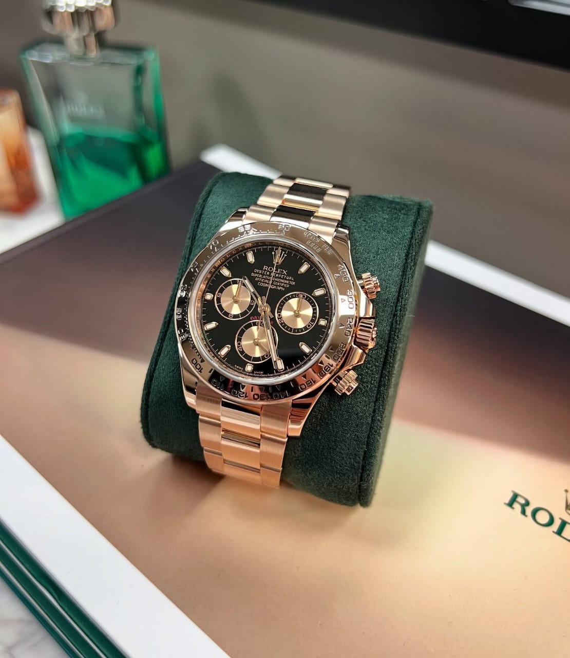 ROLEX OYSTER WATCH
